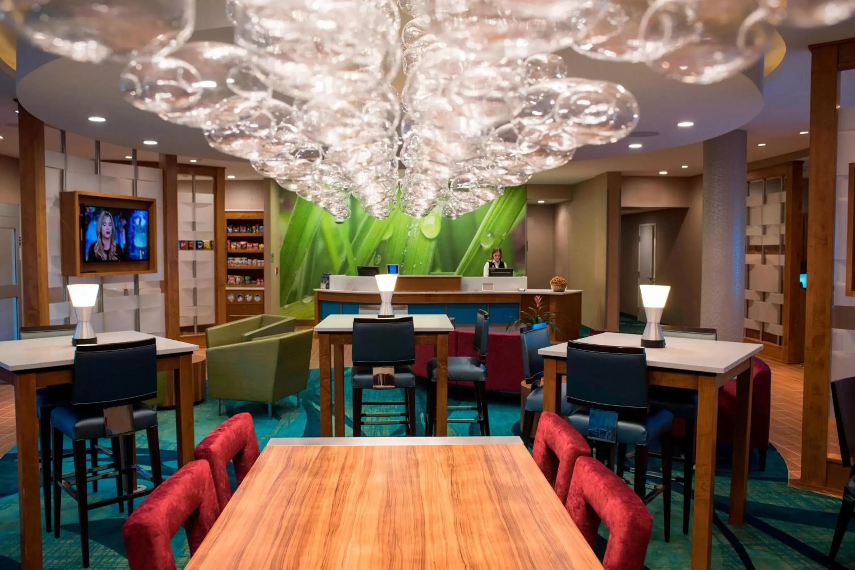 Lobby or reception, Restaurant/Places to Eat in SpringHill Suites by Marriott Wisconsin Dells