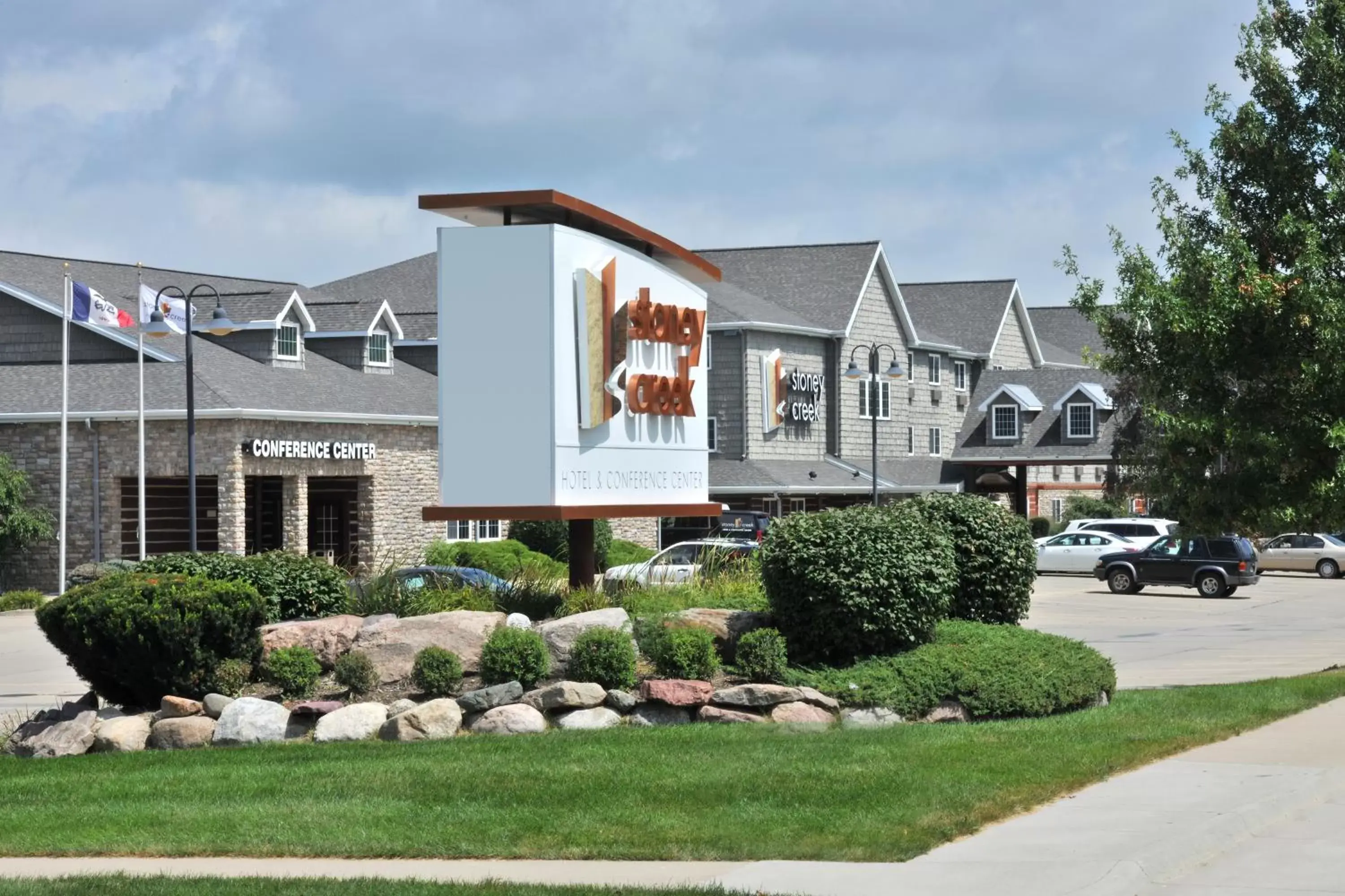 Property Building in Stoney Creek Hotel Des Moines - Johnston