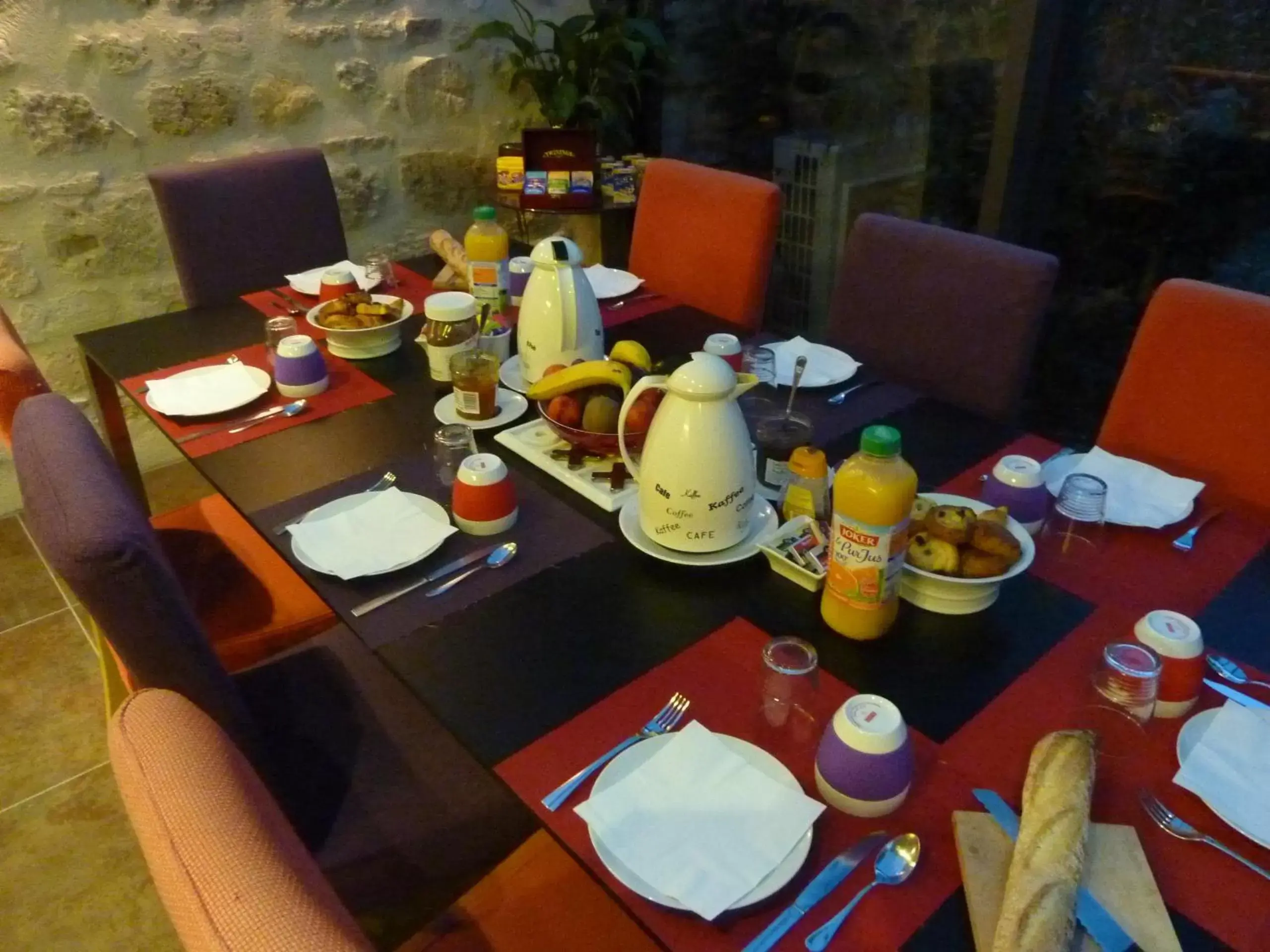 Food and drinks, Restaurant/Places to Eat in Bordeaux Cosy B&B