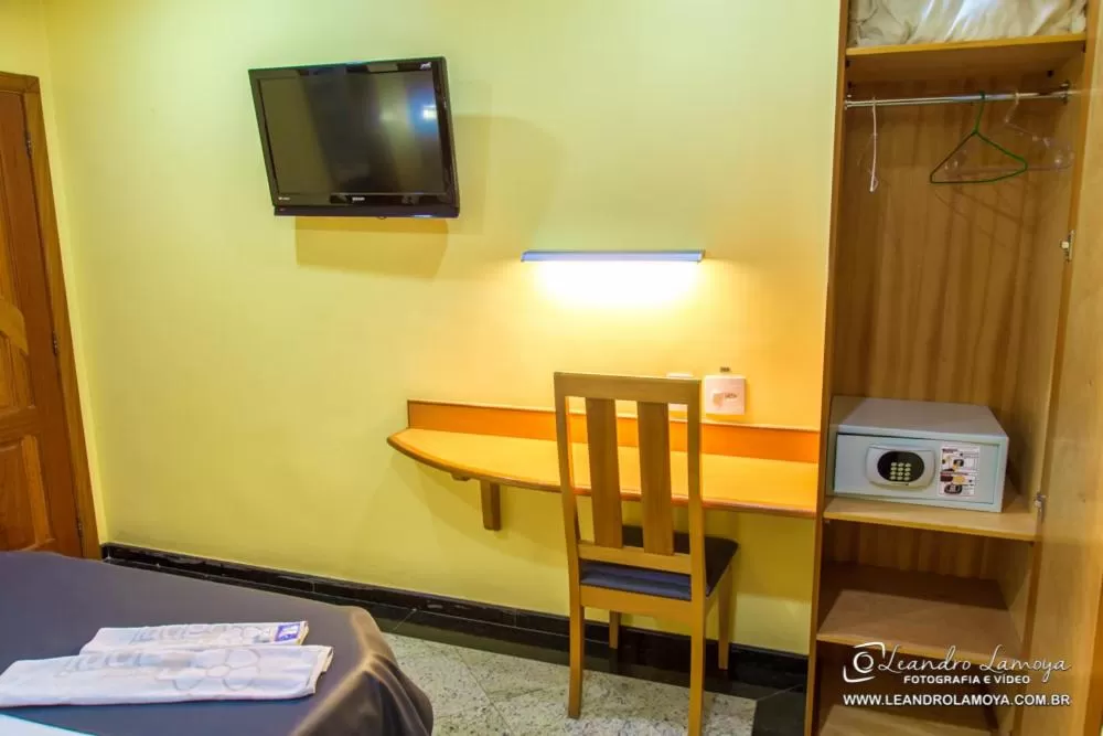 Photo of the whole room in Capri Hotel