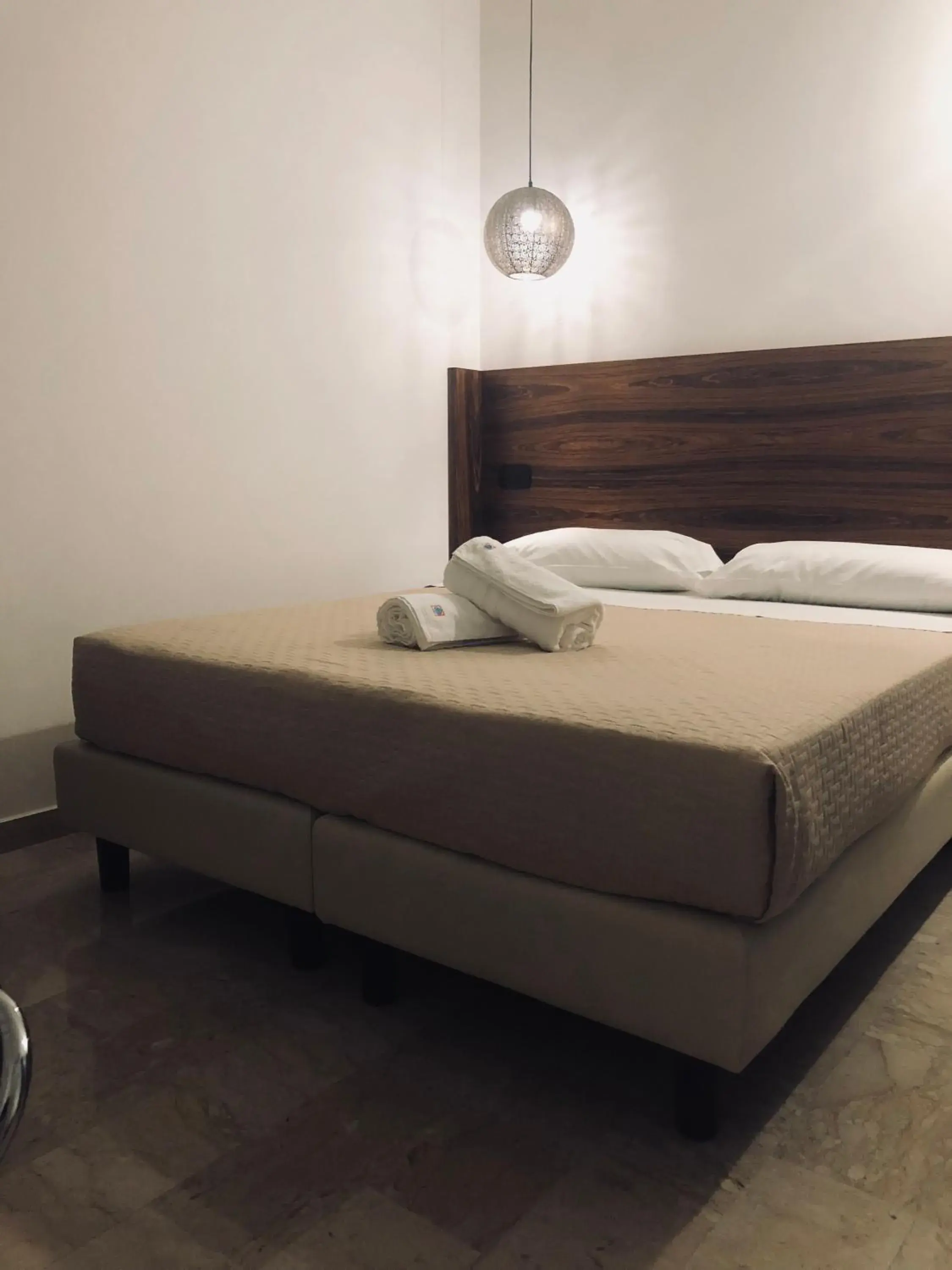 Bed in Albergo Milazzo Inn AiMori Bed in Albergo Milazzo Inn AiMori