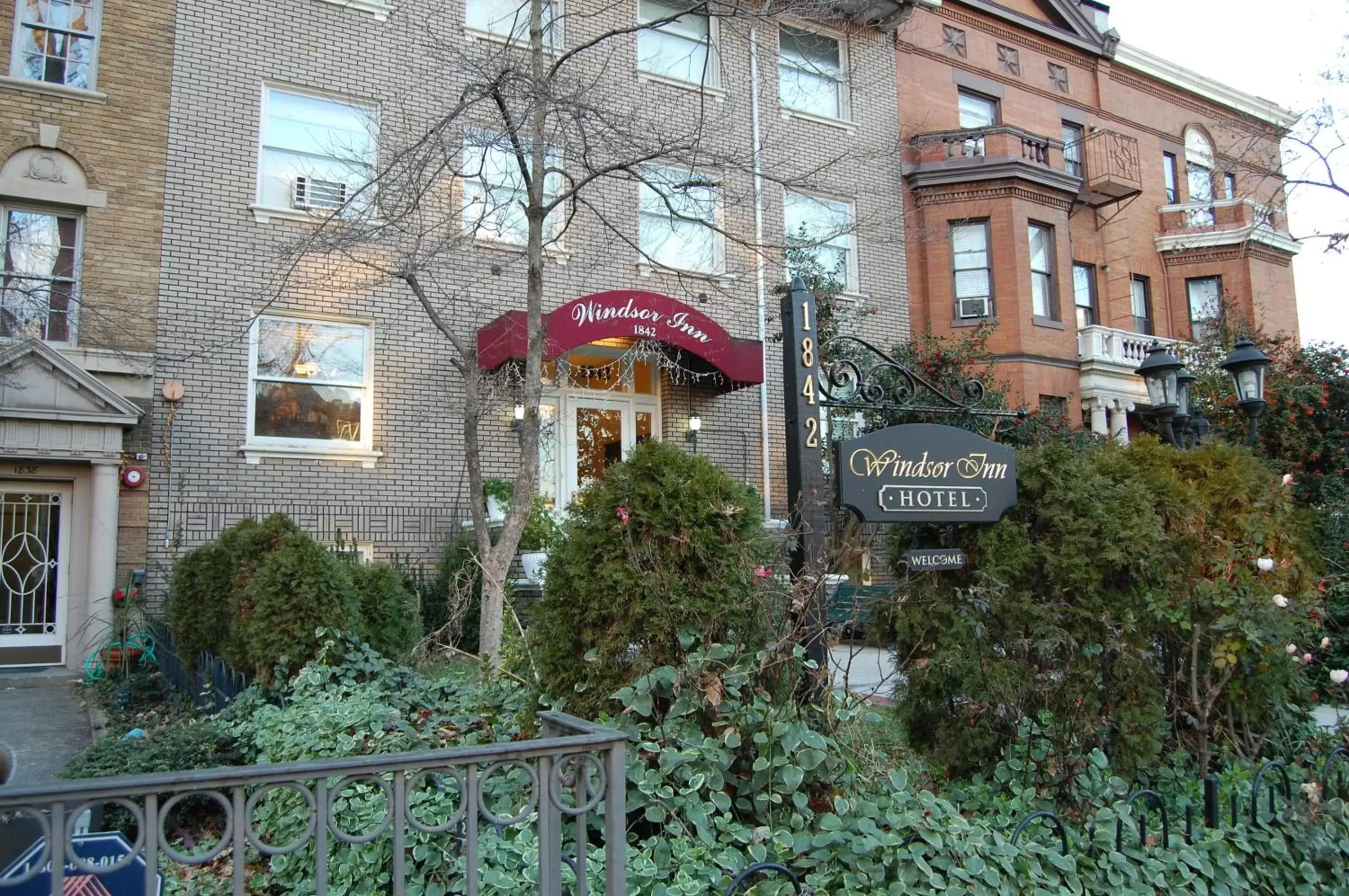 Facade/entrance, Property Building in Windsor Inn Hotel