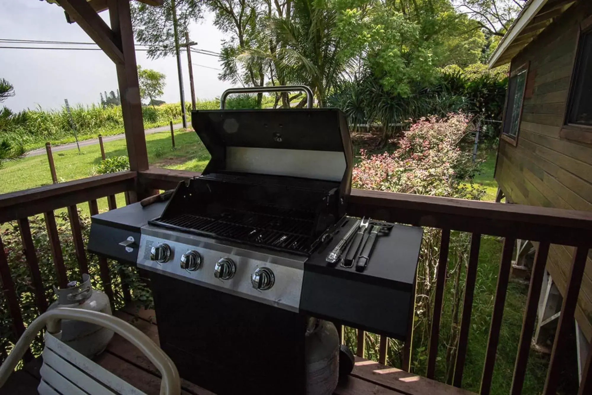 BBQ Facilities in God's Peace of Maui