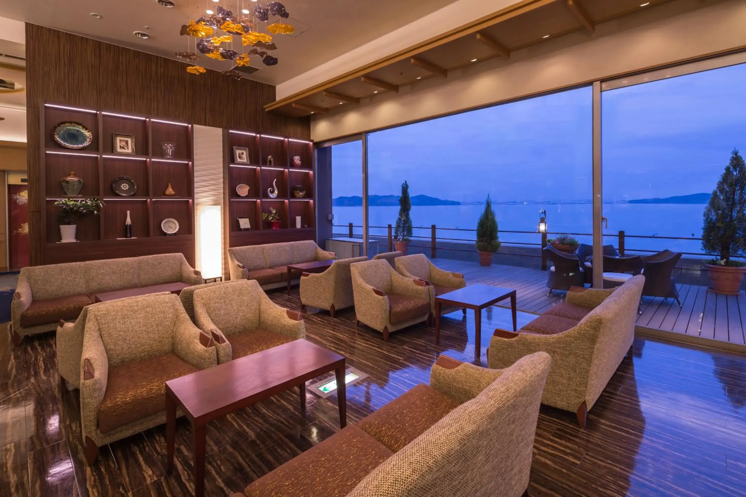 Lobby or reception, Lounge/Bar in Hotel Ofutei