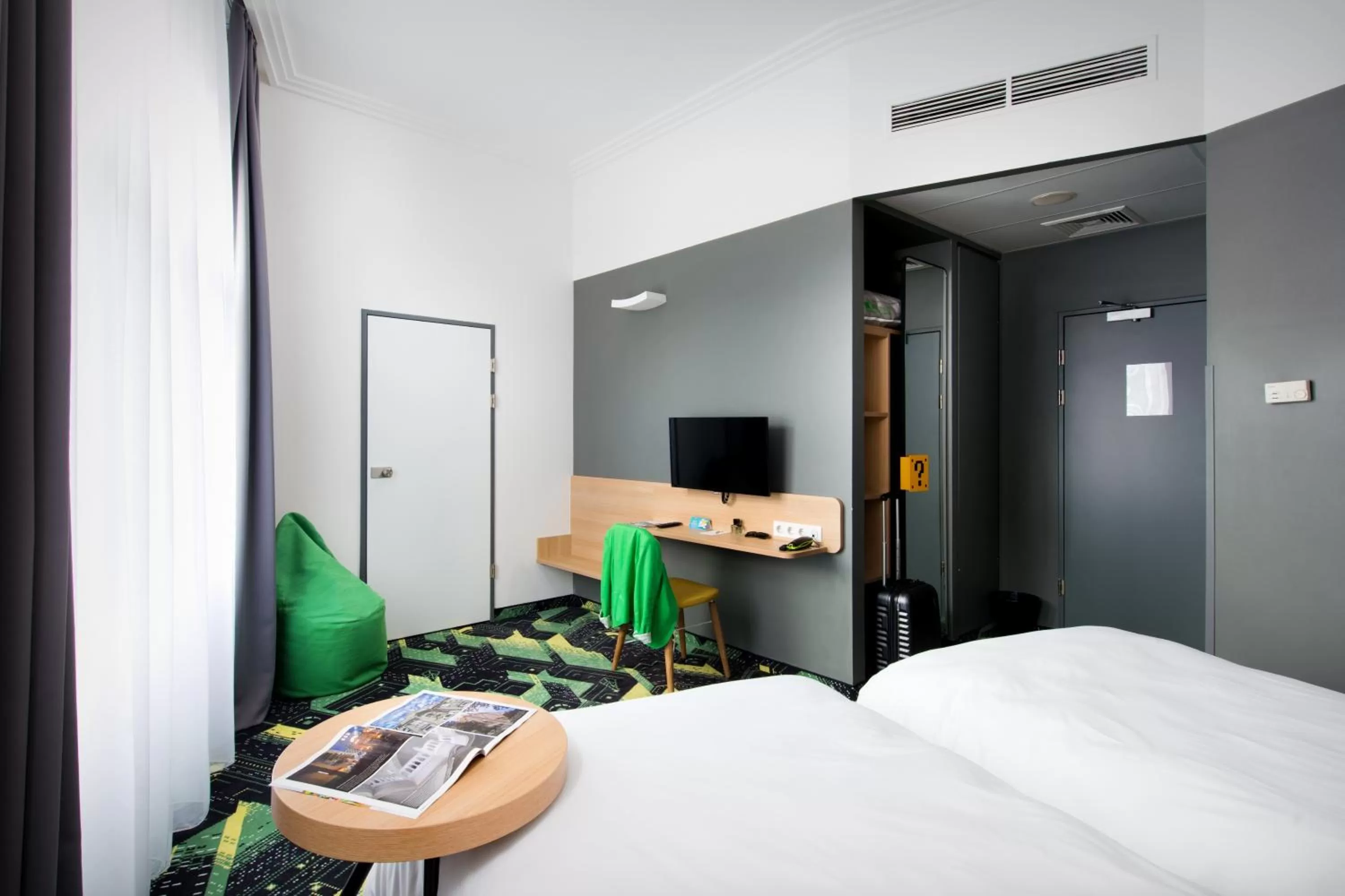 Bed in Ibis Styles Budapest Center