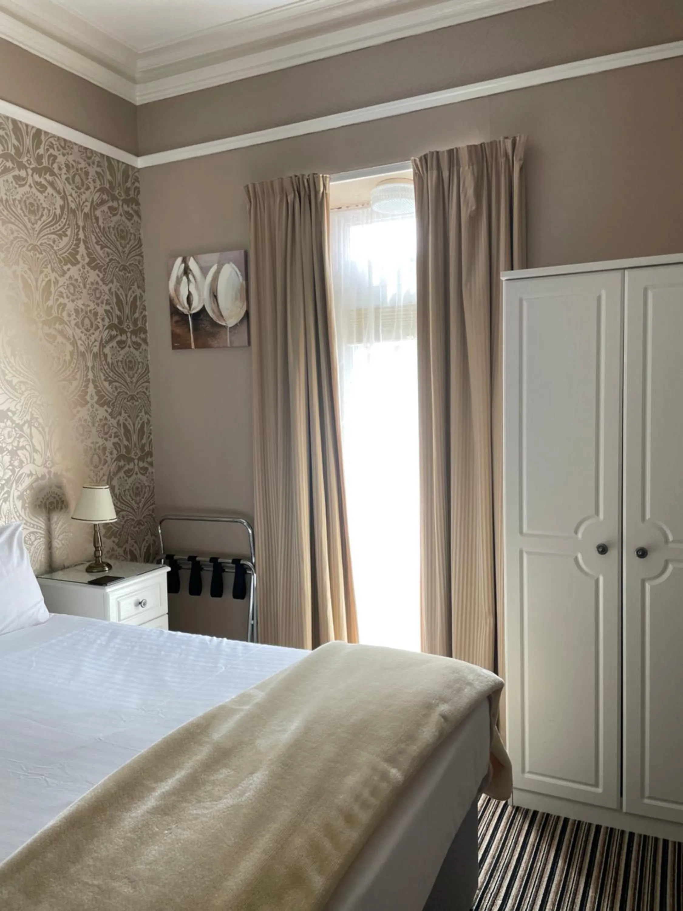 Bedroom, Bed in Inchrye Bed & Breakfast