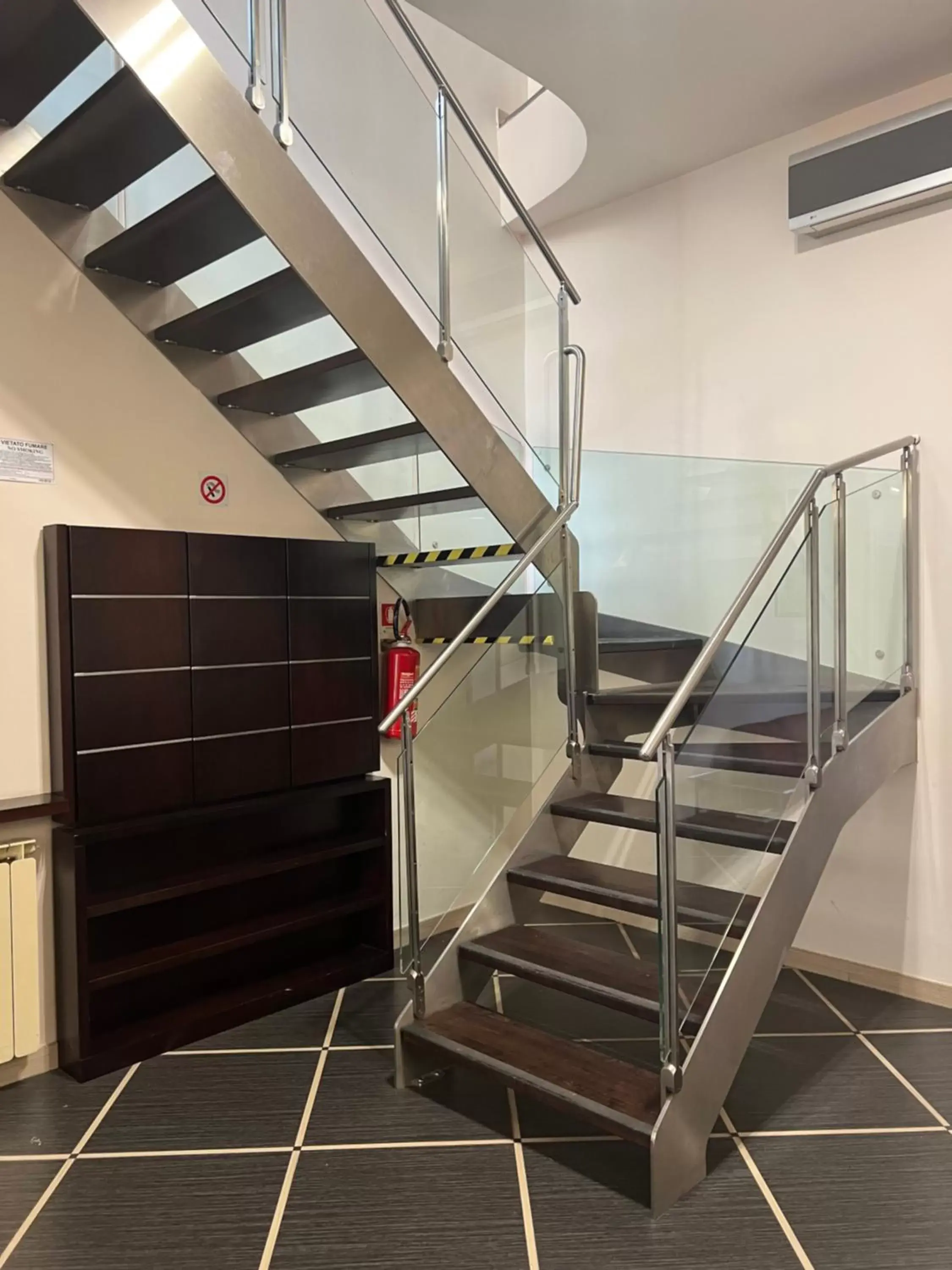 Lobby or reception in Hotel Garda Lobby or reception in Hotel Garda