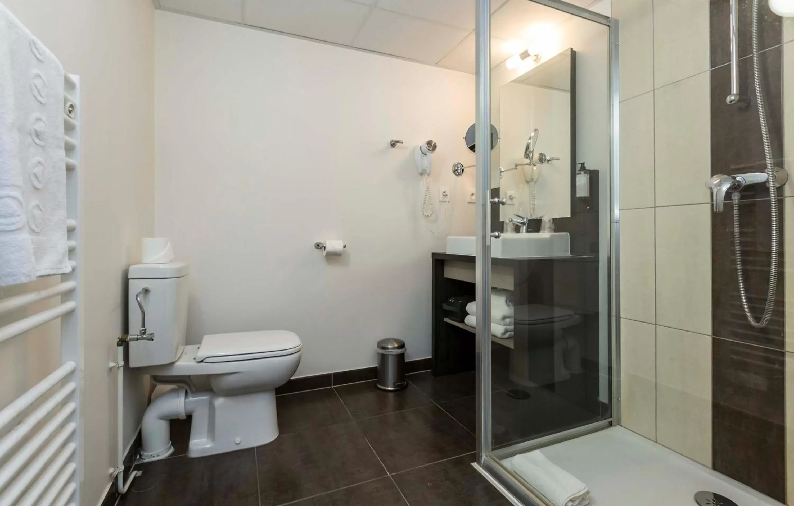 Bathroom in Odalys City Colmar La Rose d'Argent