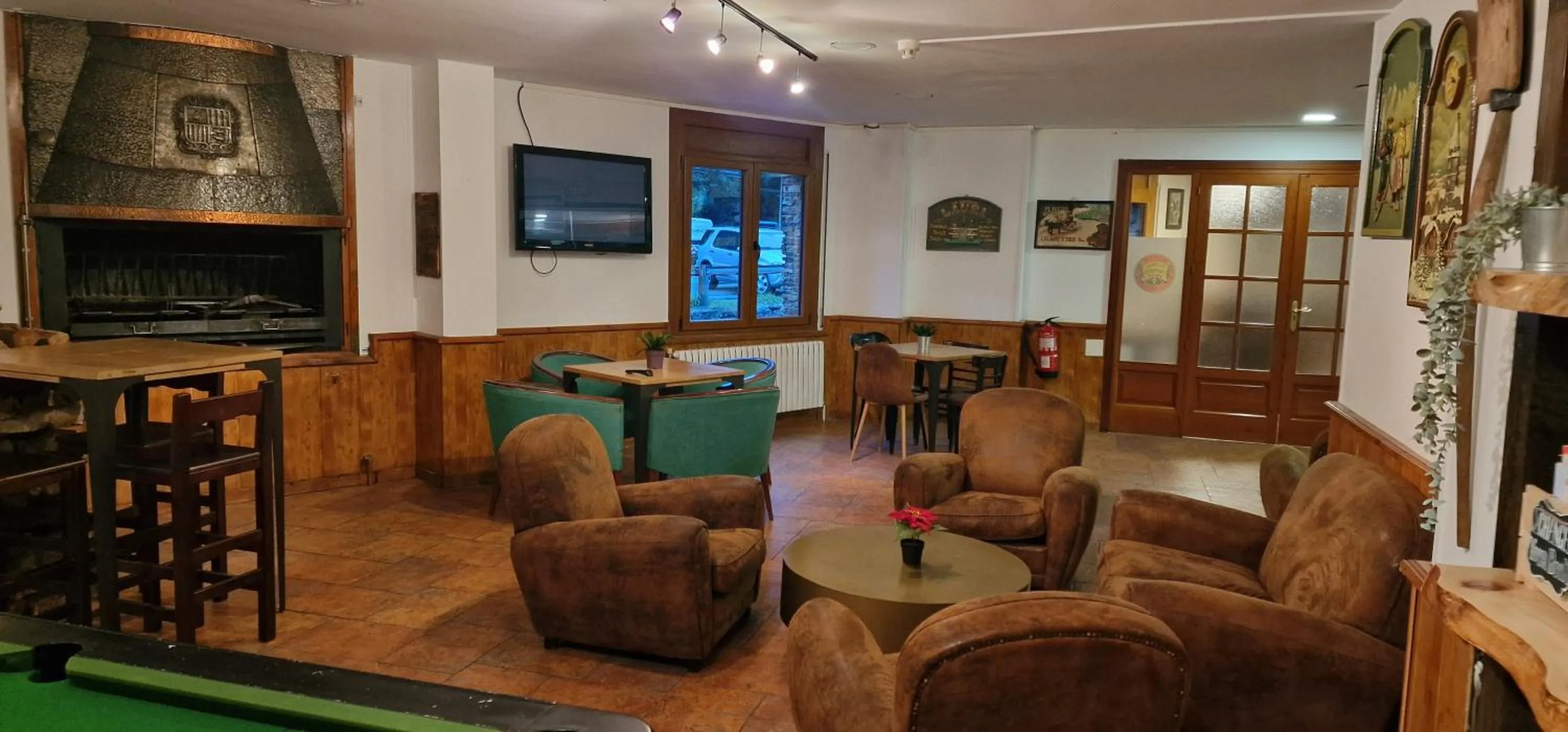 Lounge or bar in Hotel Comapedrosa