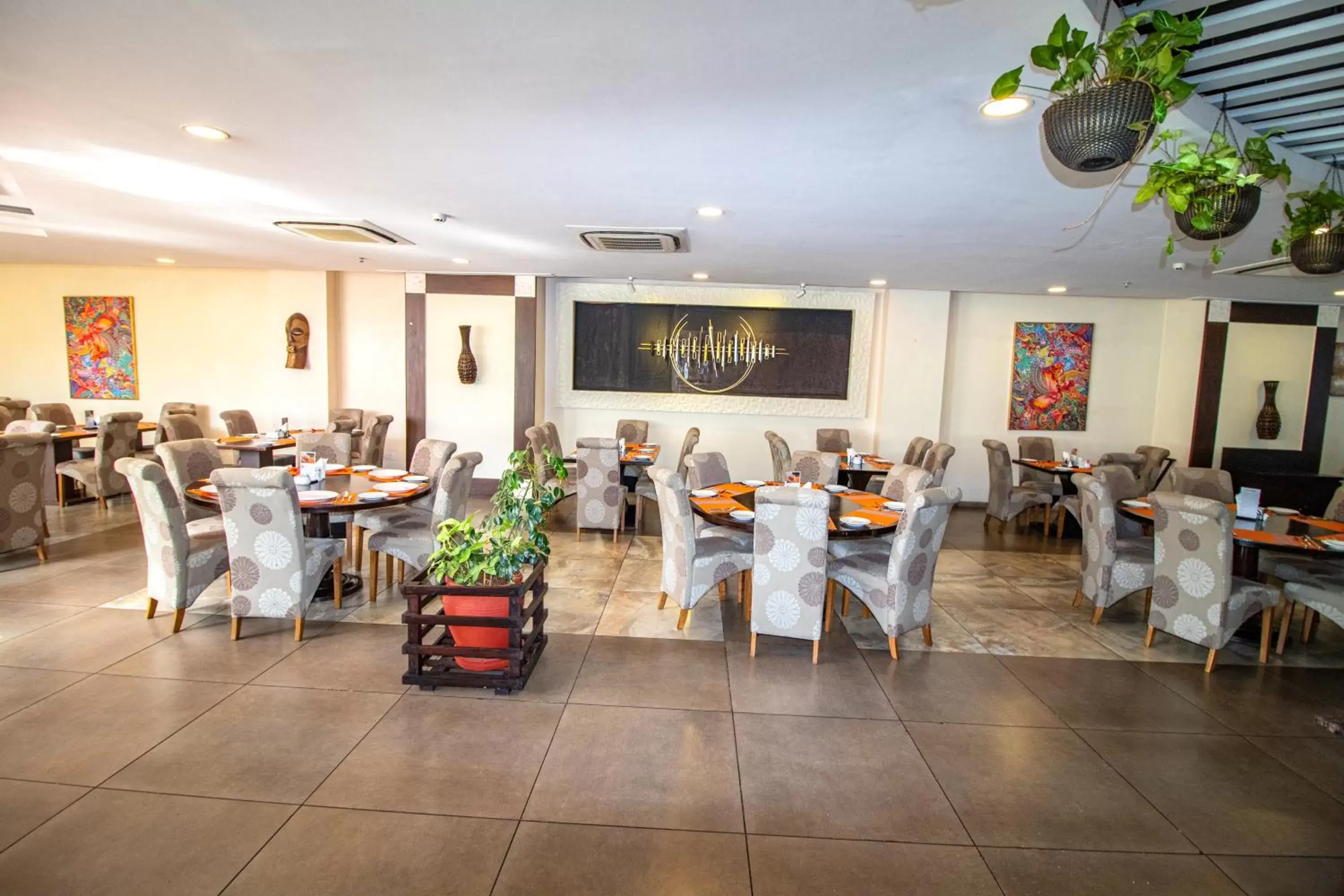 Buffet breakfast, Restaurant/Places to Eat in Golden Tulip Westlands Nairobi