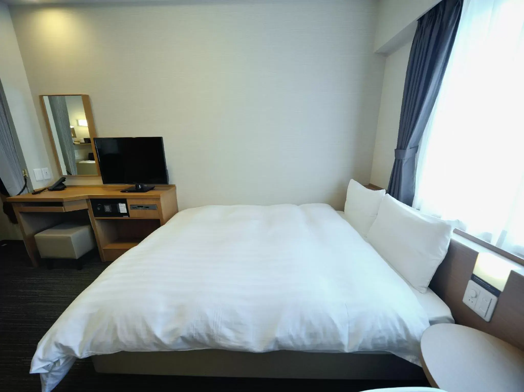 Bed in Dormy Inn Akihabara