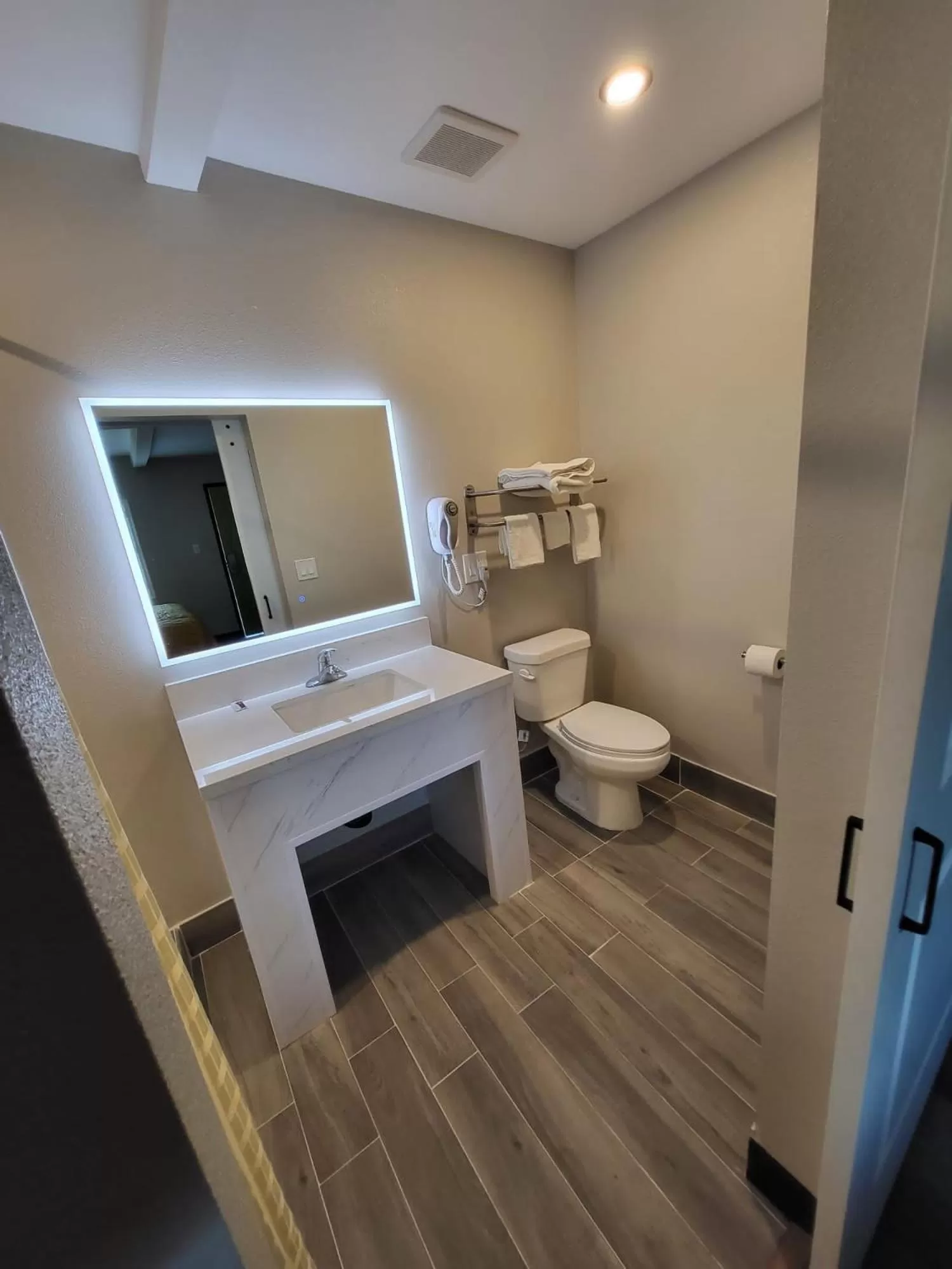 Bathroom in Stadium Inn & Spas