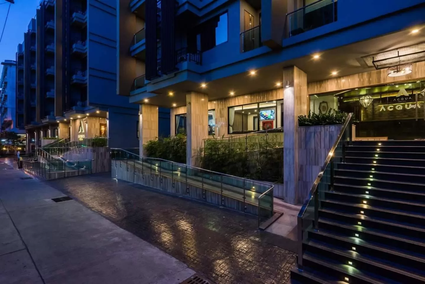 Property building in Acqua Hotel