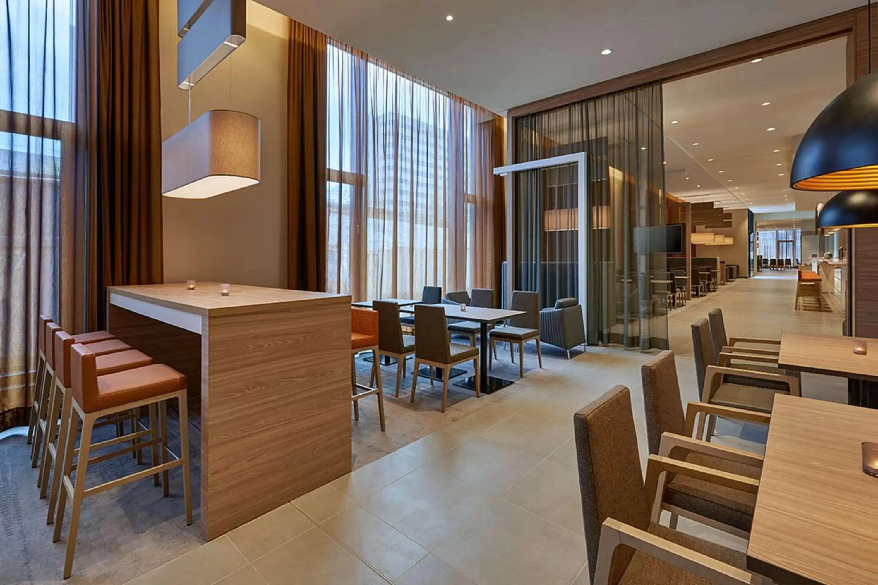 Lobby or reception, Restaurant/Places to Eat in Hampton by Hilton Berlin City Centre Alexanderplatz