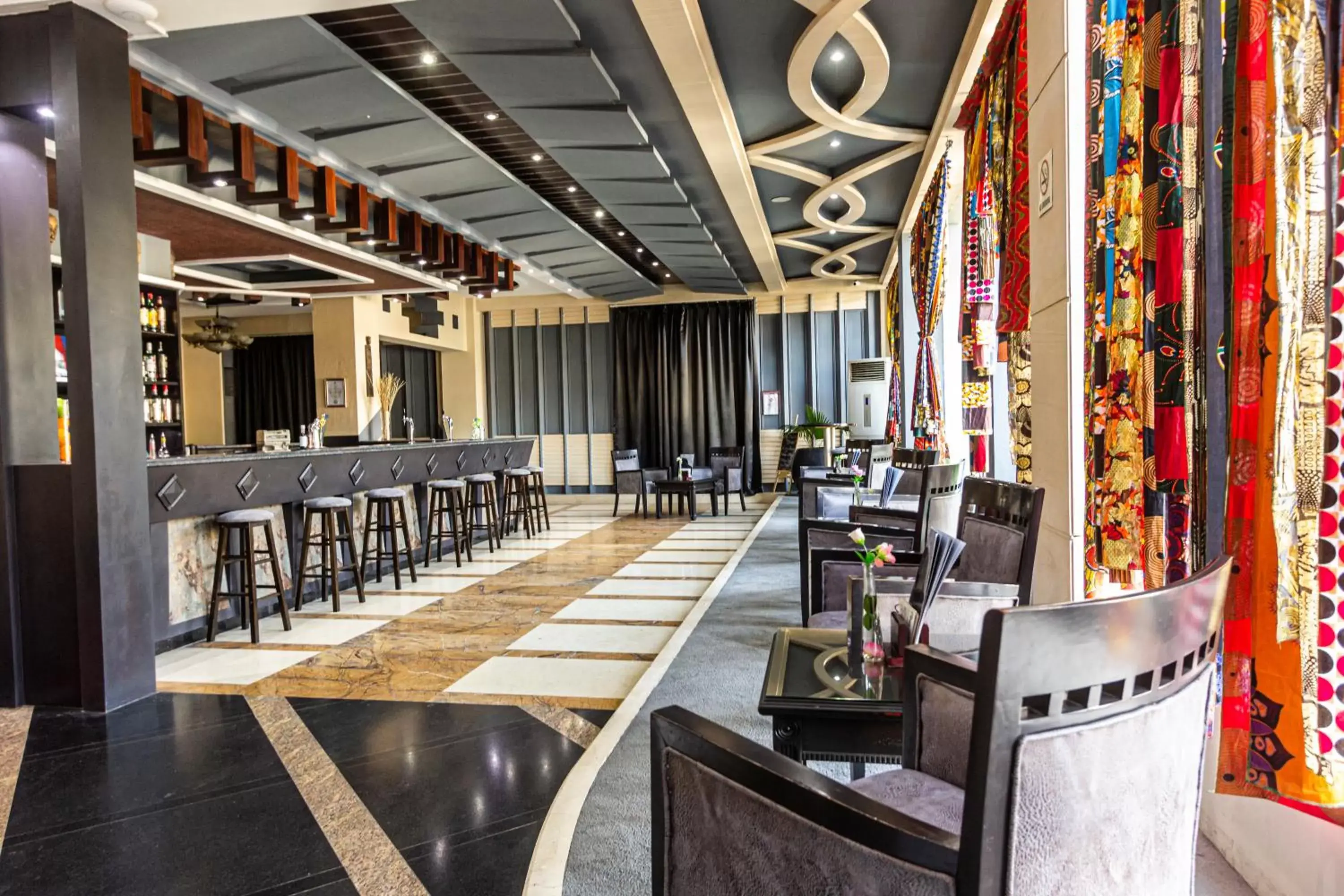 Lounge or bar, Lounge/Bar in Best Western Plus Lusaka Hotel