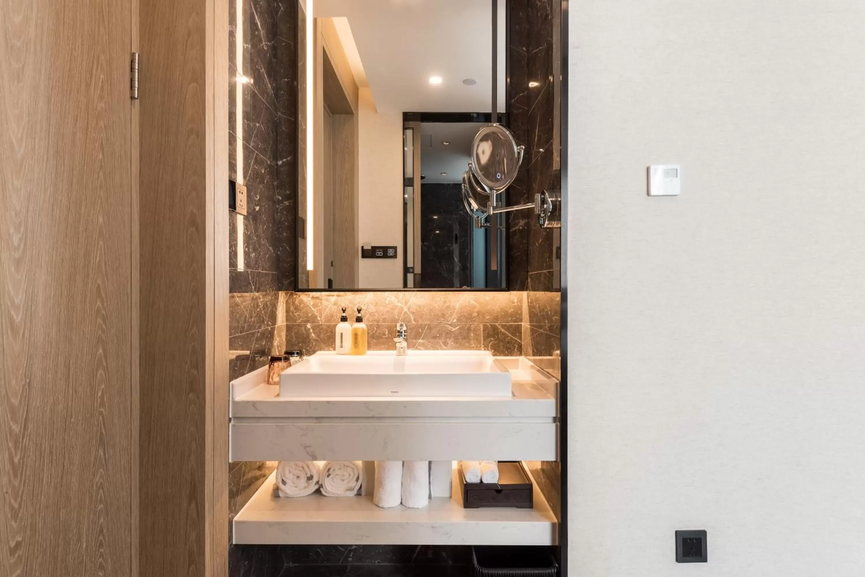Bathroom in Paco Hotel Canton Tower Pazhou-Free shuttle bus for canton fair Bathroom in Paco Hotel Canton Tower Pazhou-Free shuttle bus for canton fair
