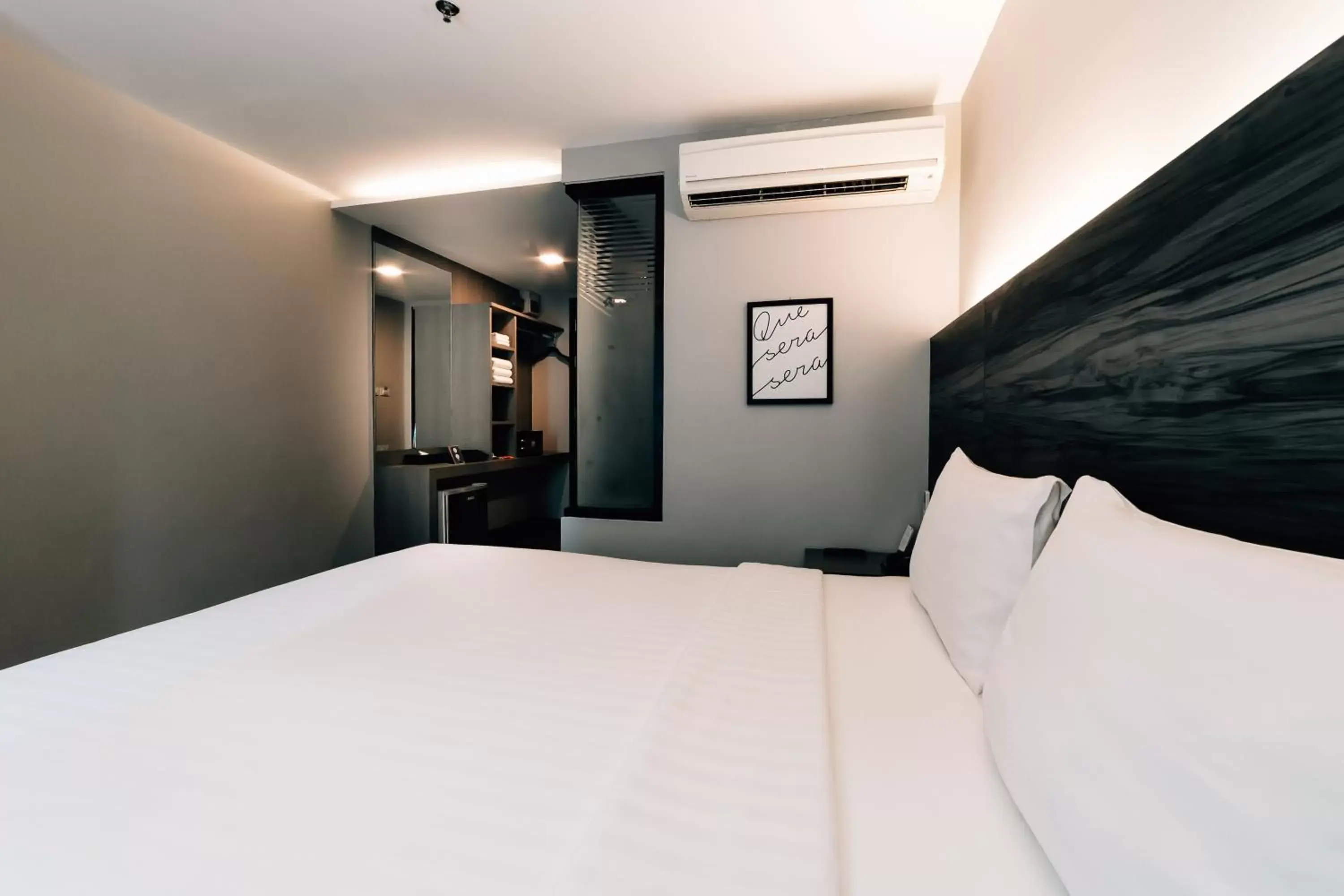 Bedroom, Bed in Spenza Hotel