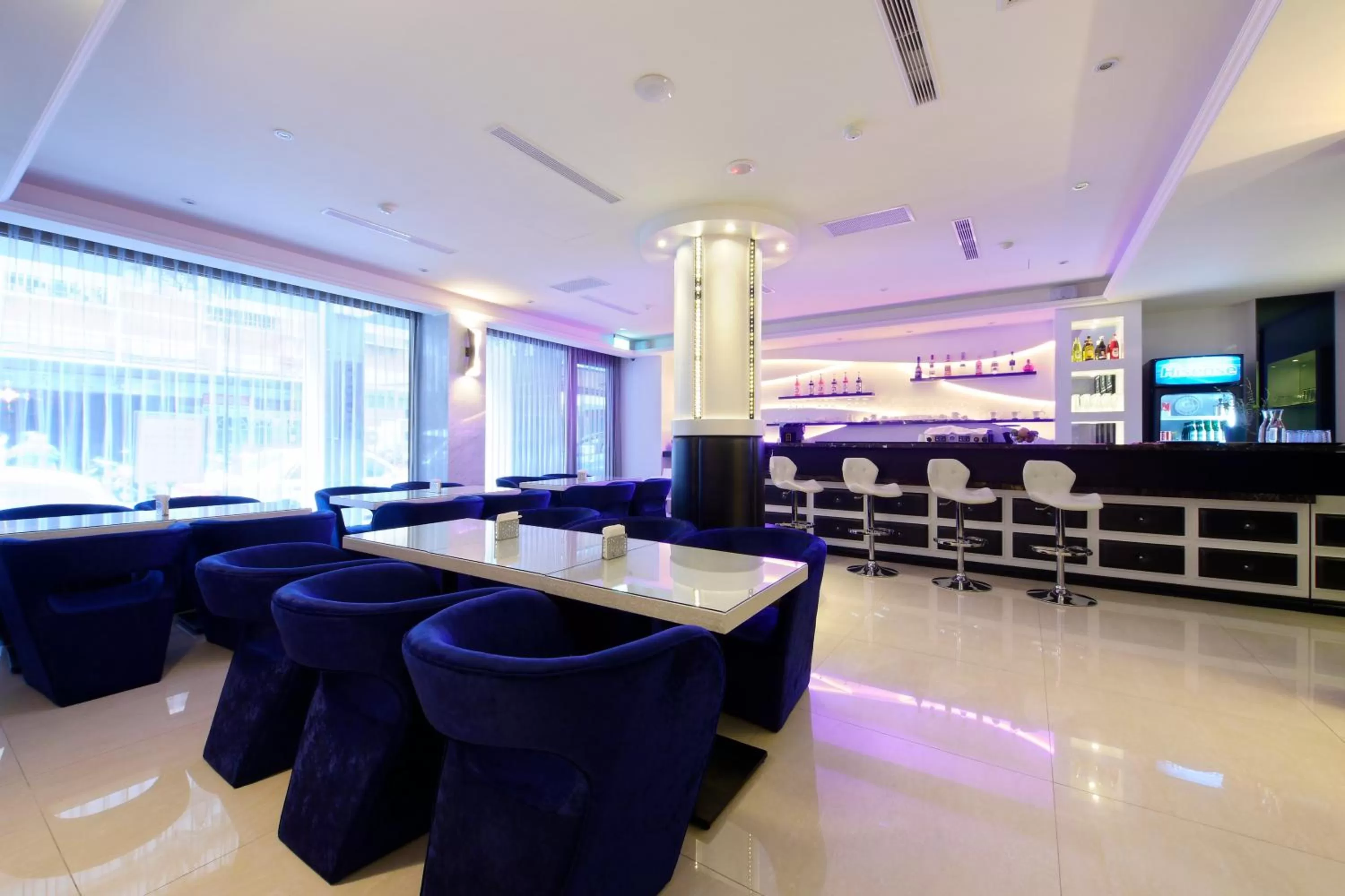 Lounge or bar in Harmonious Hotel