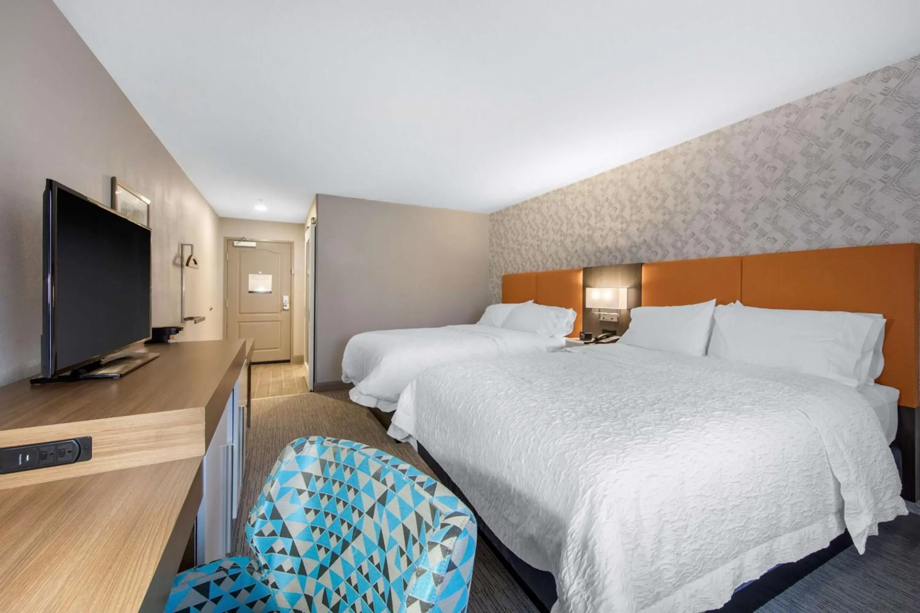 Bed in Hampton Inn & Suites Ruidoso Downs