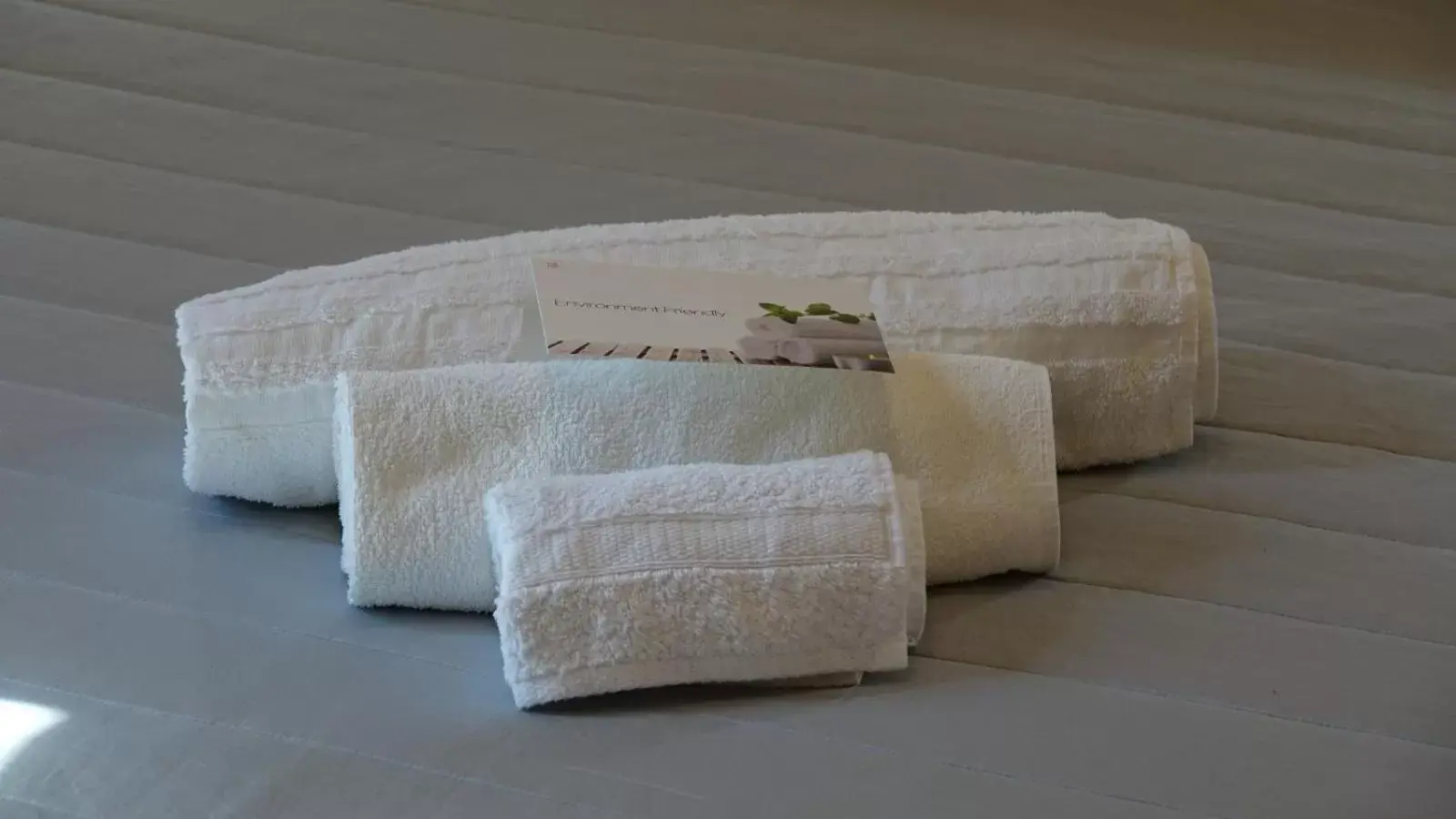 towels, Bed in Cairoli Exclusive Rooms & Suite