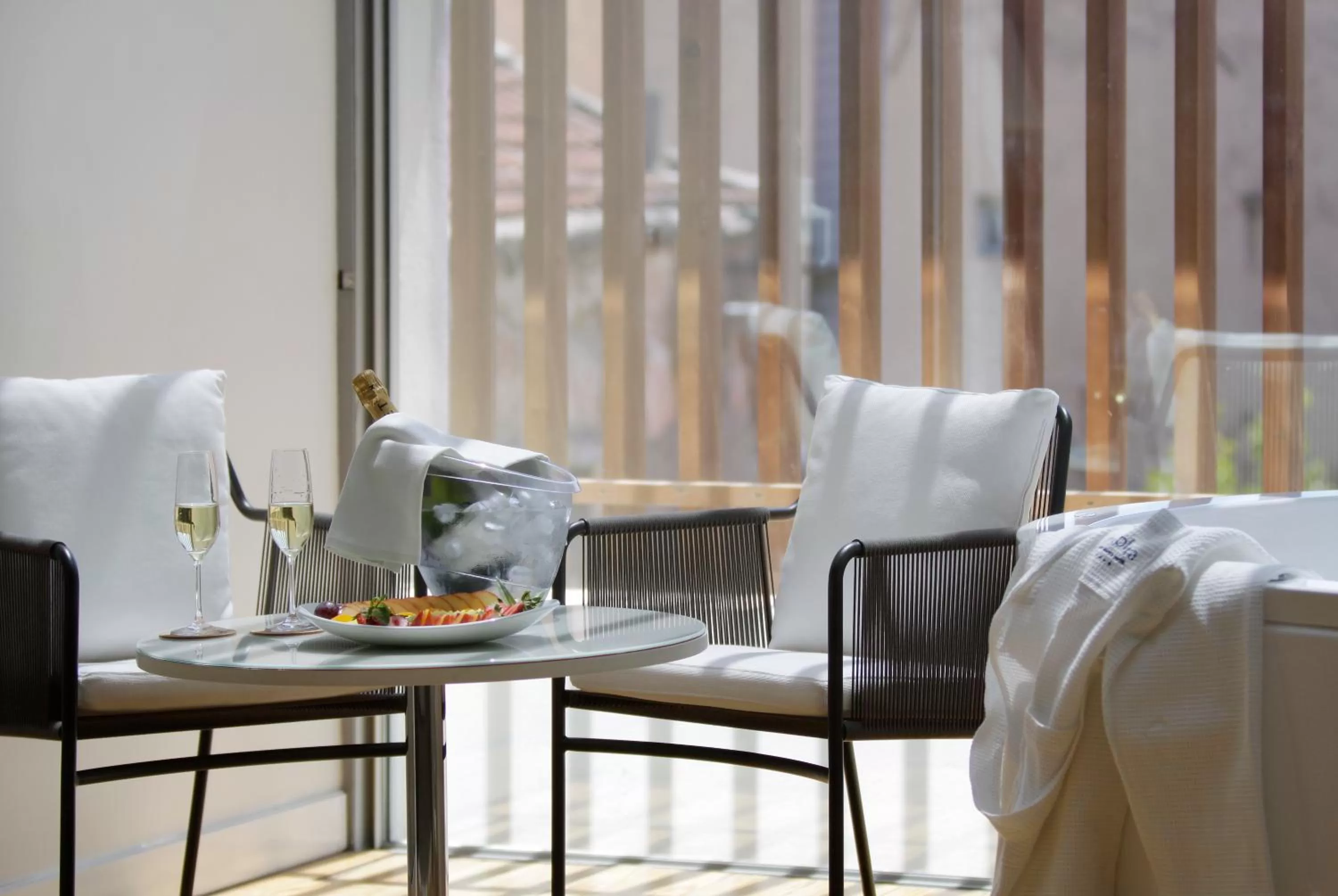 Hot Tub in Inspira Liberdade Boutique Hotel