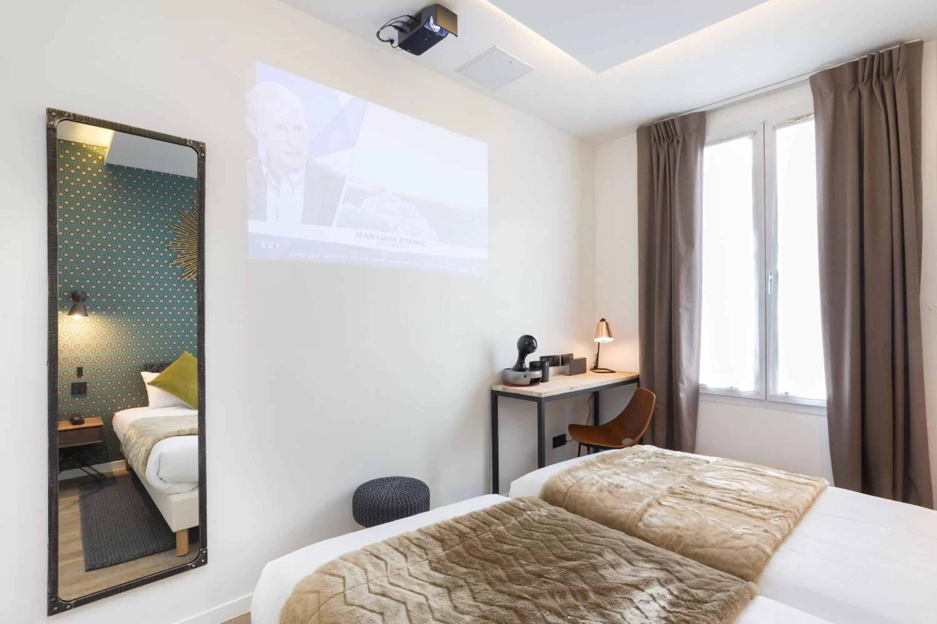 Day, Bed in Hotel OHM by Happyculture