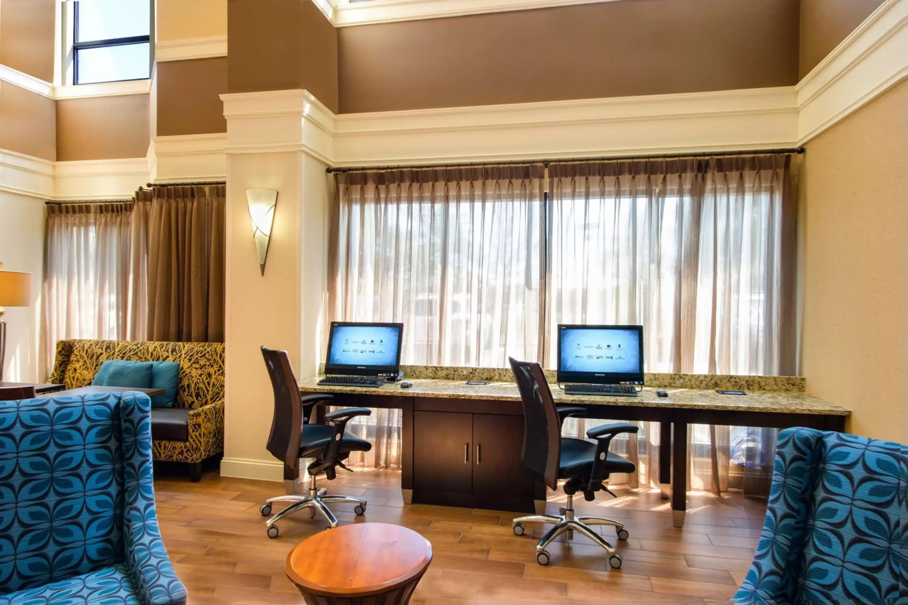 Business facilities, Business Area/Conference Room in Hampton Inn & Suites-Atlanta Airport North-I-85