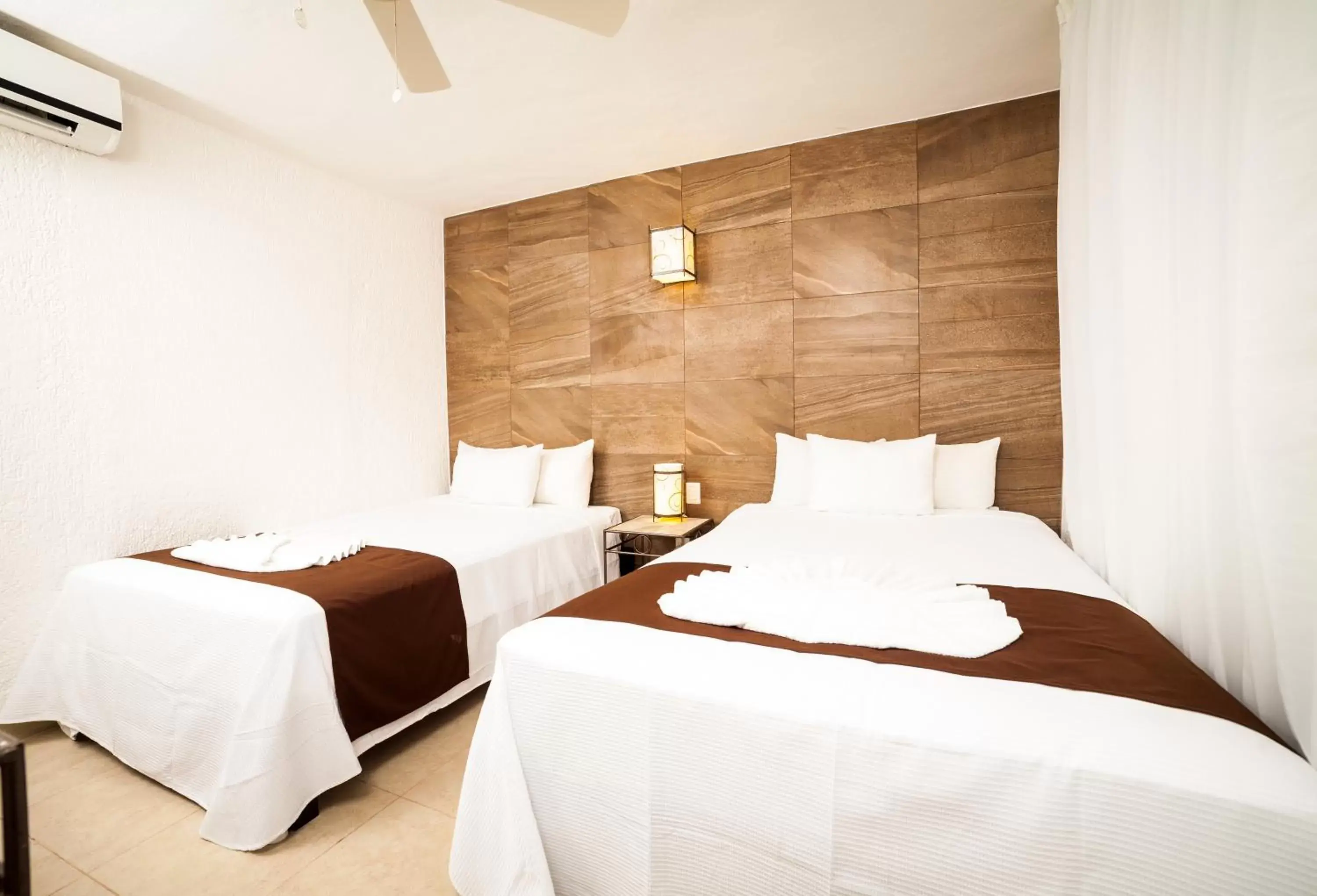 Bedroom, Room Photo in Tukan Hotel Playa del Carmen