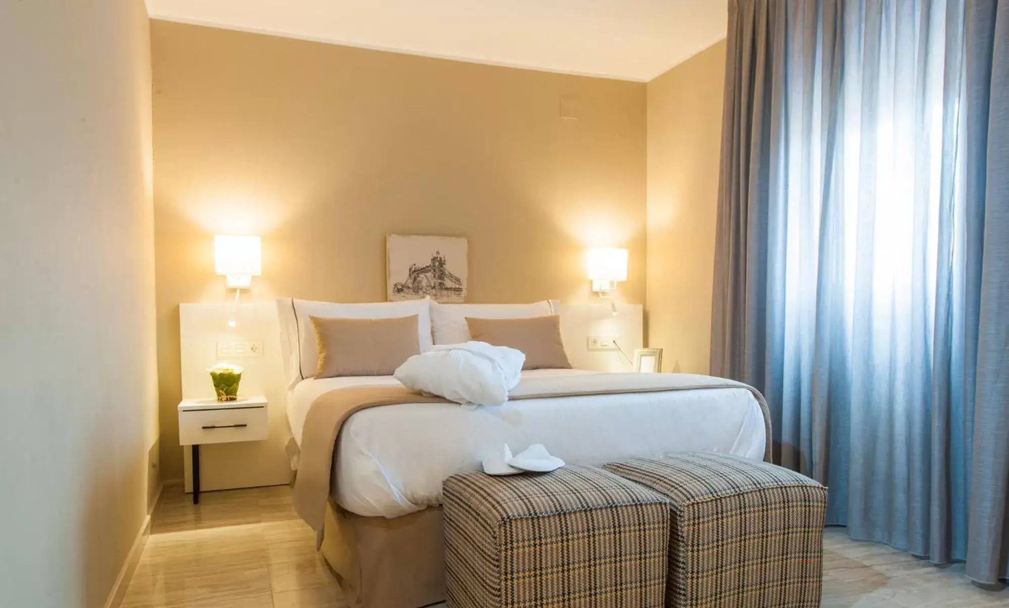 Junior Suite in New Hotel Colon Junior Suite in New Hotel Colon