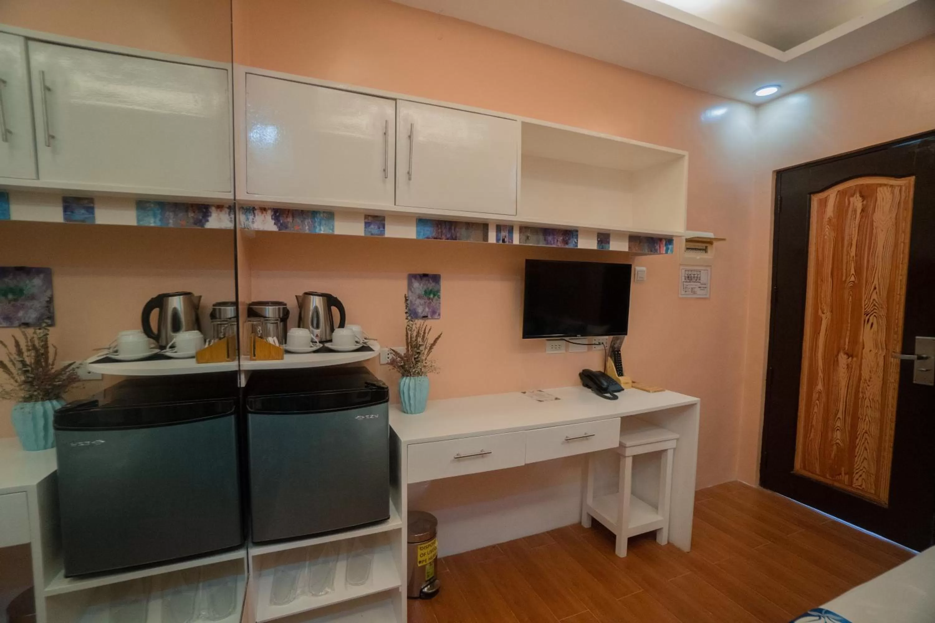 Coffee/tea facilities in Skylodge Resort