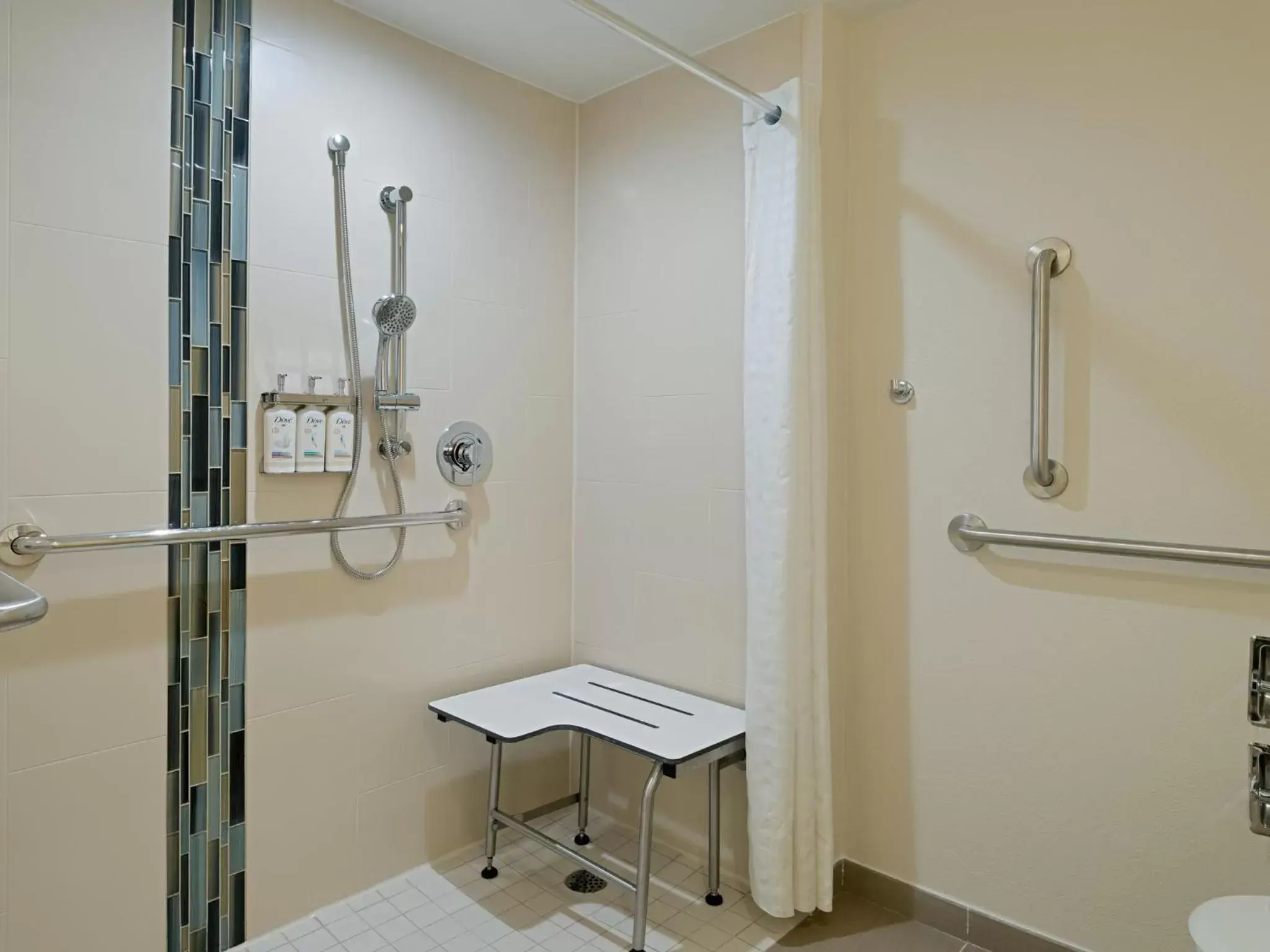 Photo of the whole room, Bathroom in Candlewood Suites - Birmingham - Inverness, an IHG Hotel