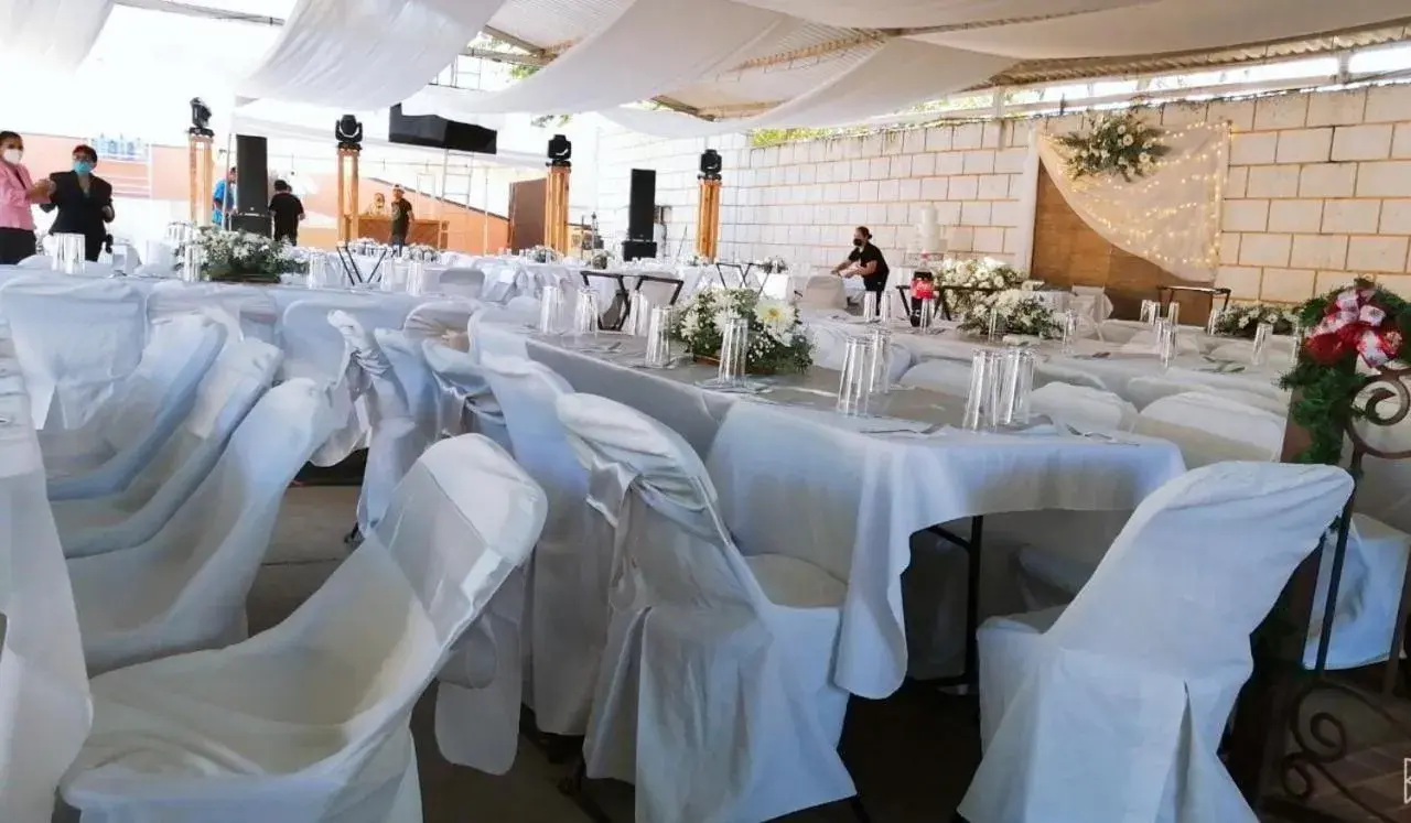 Banquet Facilities in HOTEL RESTAURANTE TEQUILA