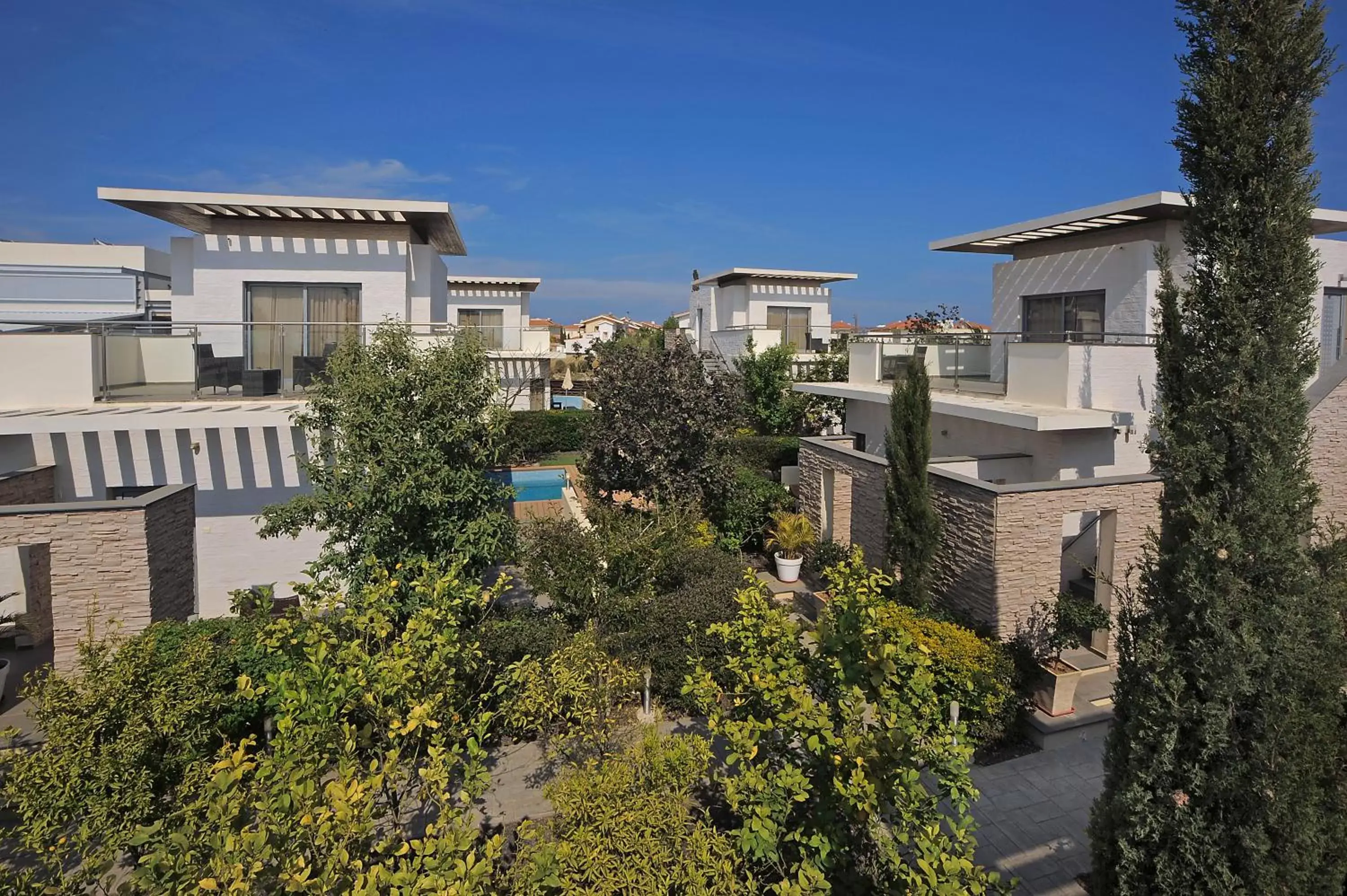 Garden in E-Hotel Larnaca Resort & Spa