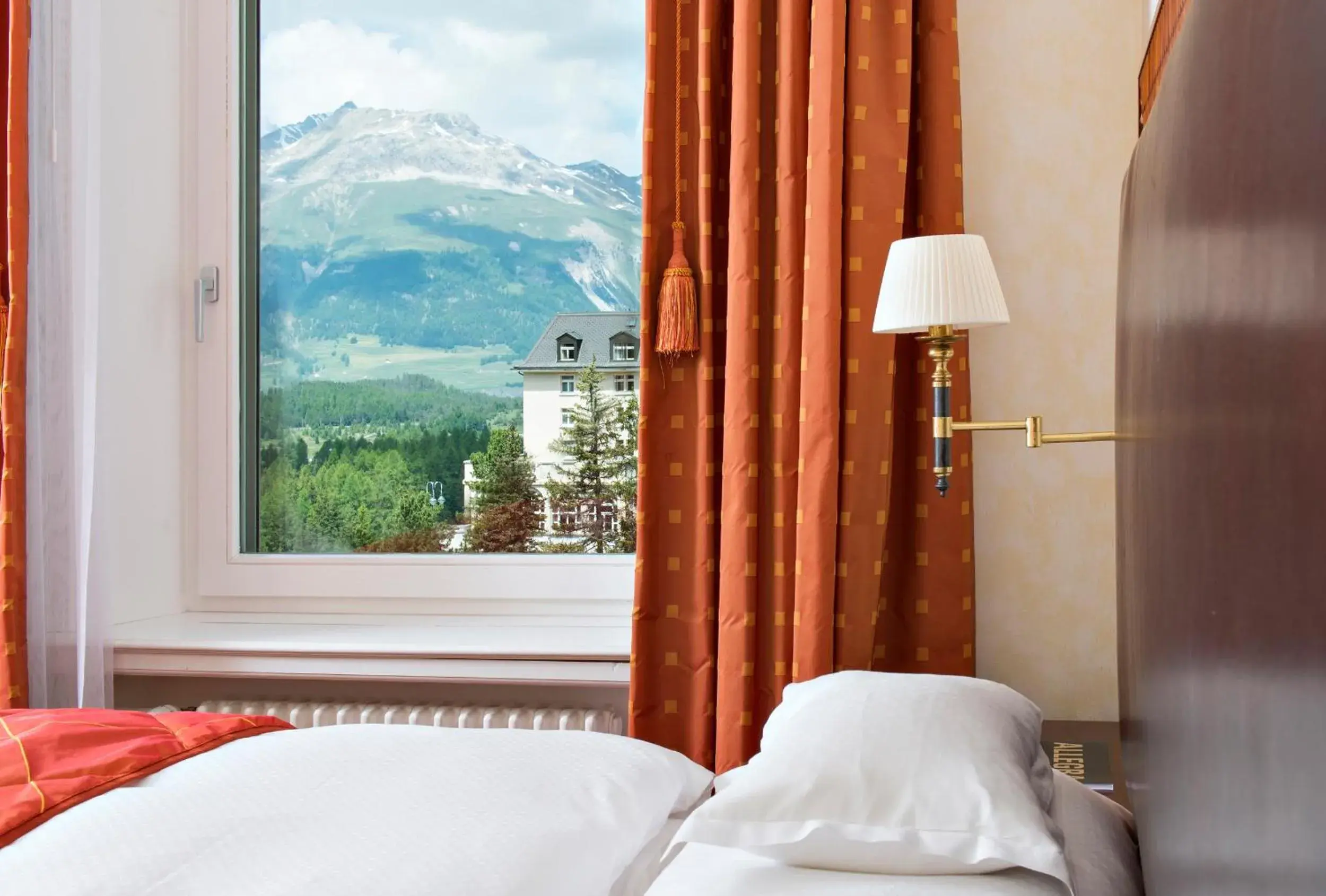 Bedroom, Bed in Grand Hotel Kronenhof