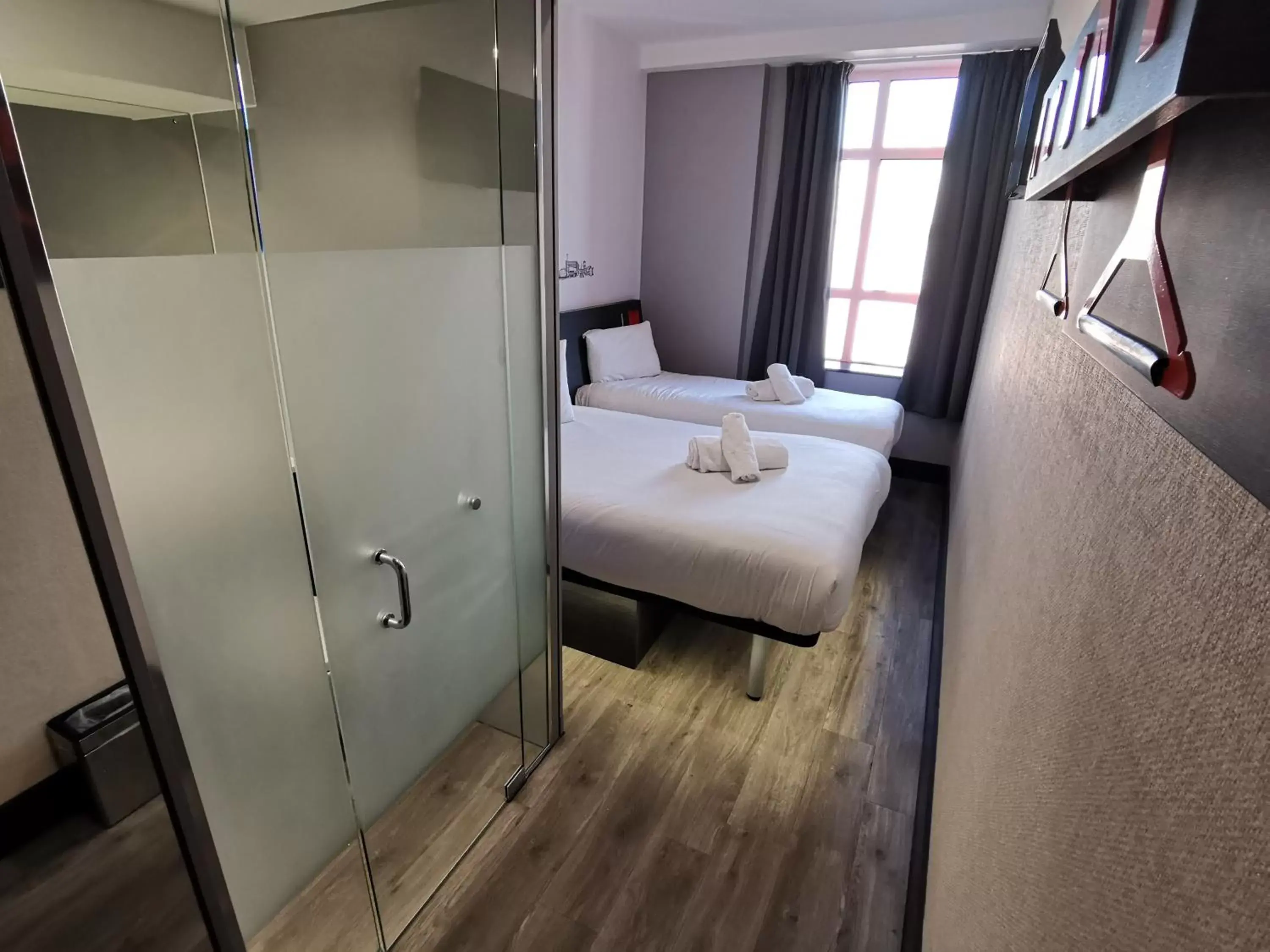 Bathroom in easyHotel Sheffield