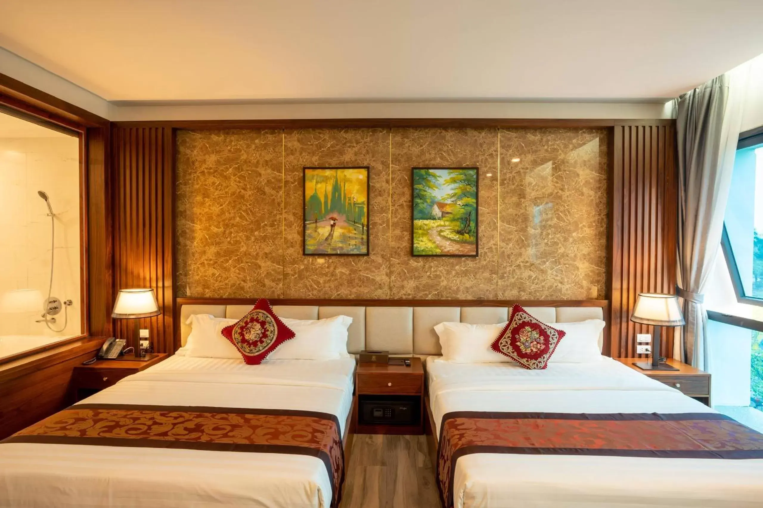 Bedroom, Bed in MT Collection Hotel Bedroom, Bed in MT Collection Hotel