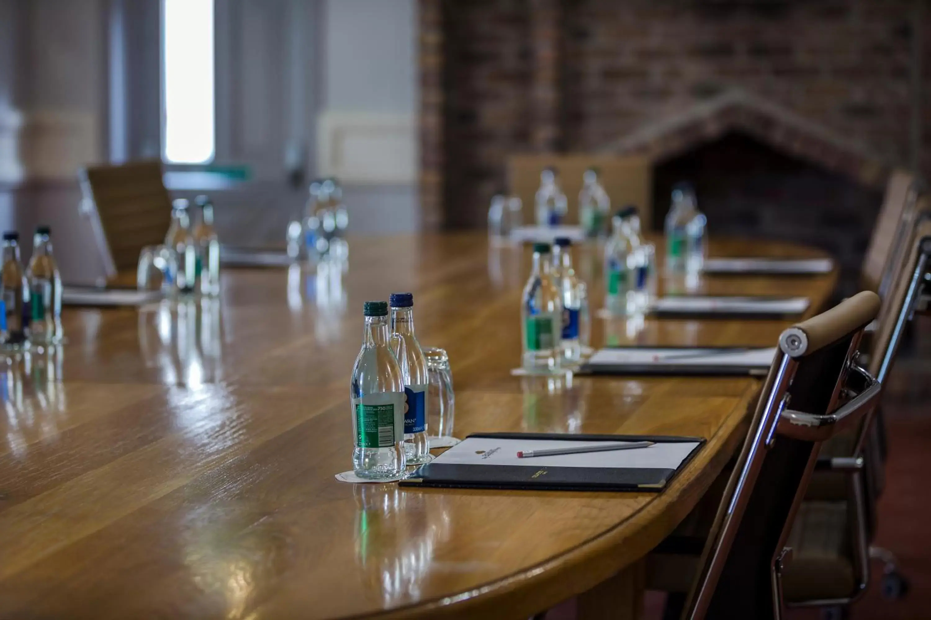 Meeting/conference room, Business Area/Conference Room in Treacys Oakwood Hotel