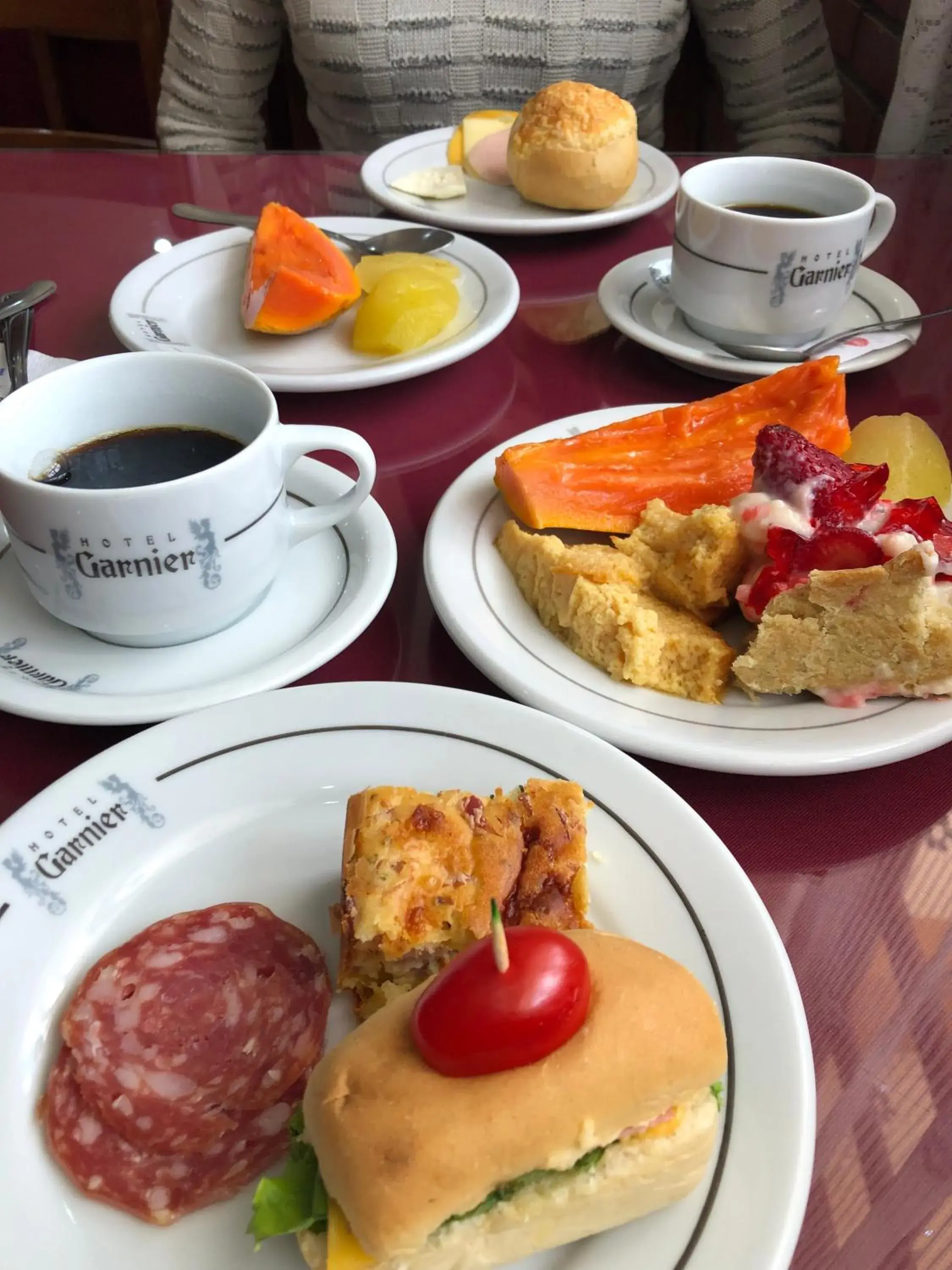 Food and drinks, Breakfast in Hotel Garnier