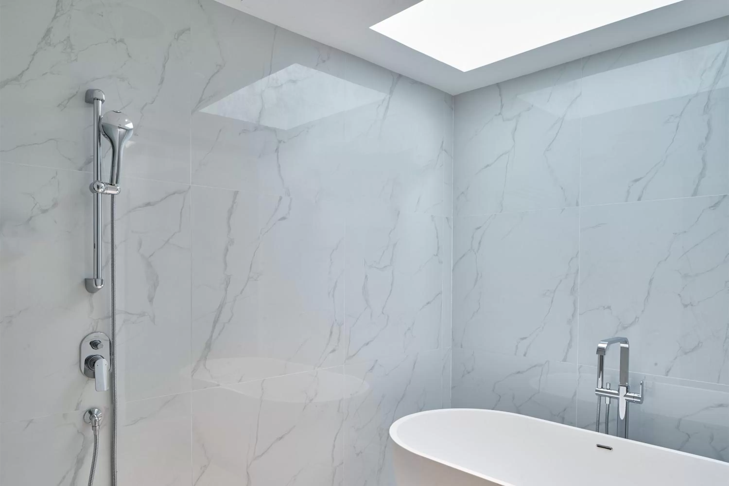 Bedroom in Le Meridien Kota Kinabalu