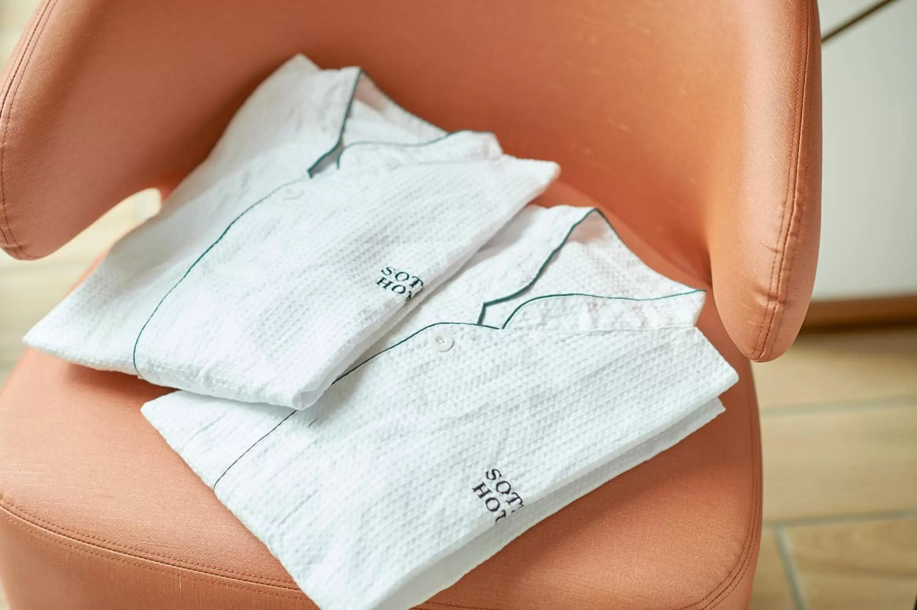 Deluxe Double Room - single occupancy in Sotetsu Fresa Inn Osaka Namba Deluxe Double Room - single occupancy in Sotetsu Fresa Inn Osaka Namba