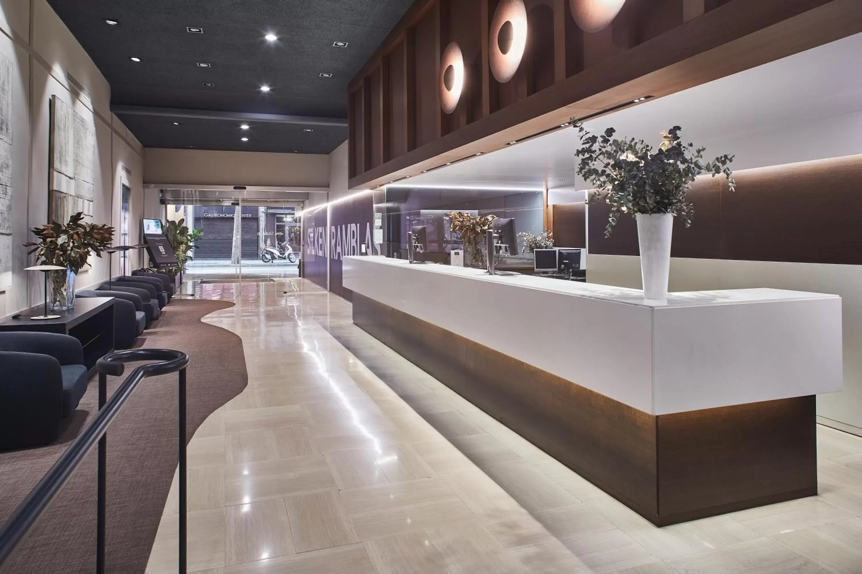 Lobby or reception in Silken Ramblas Lobby or reception in Silken Ramblas