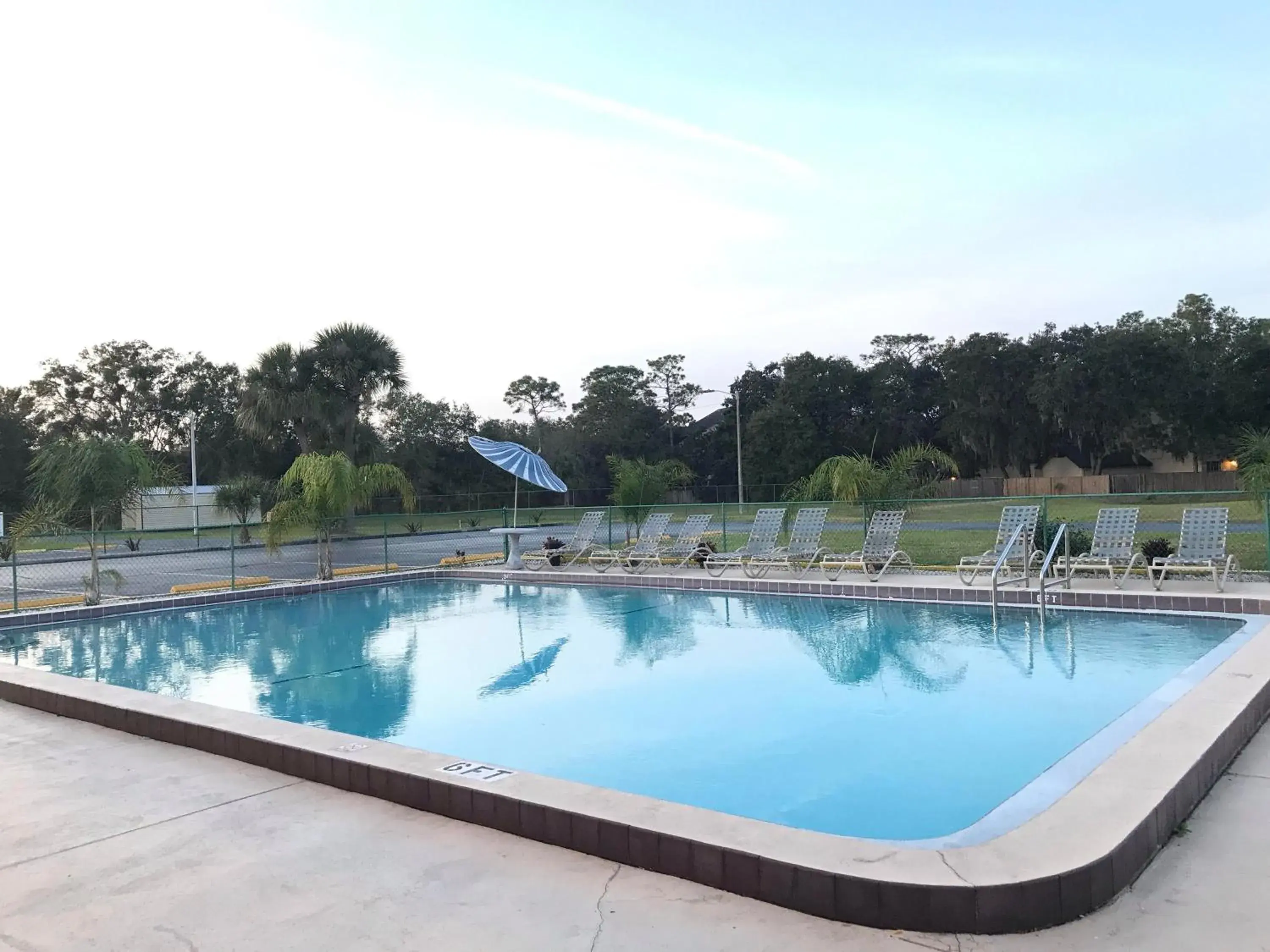 Swimming Pool in Enterprise Motel
