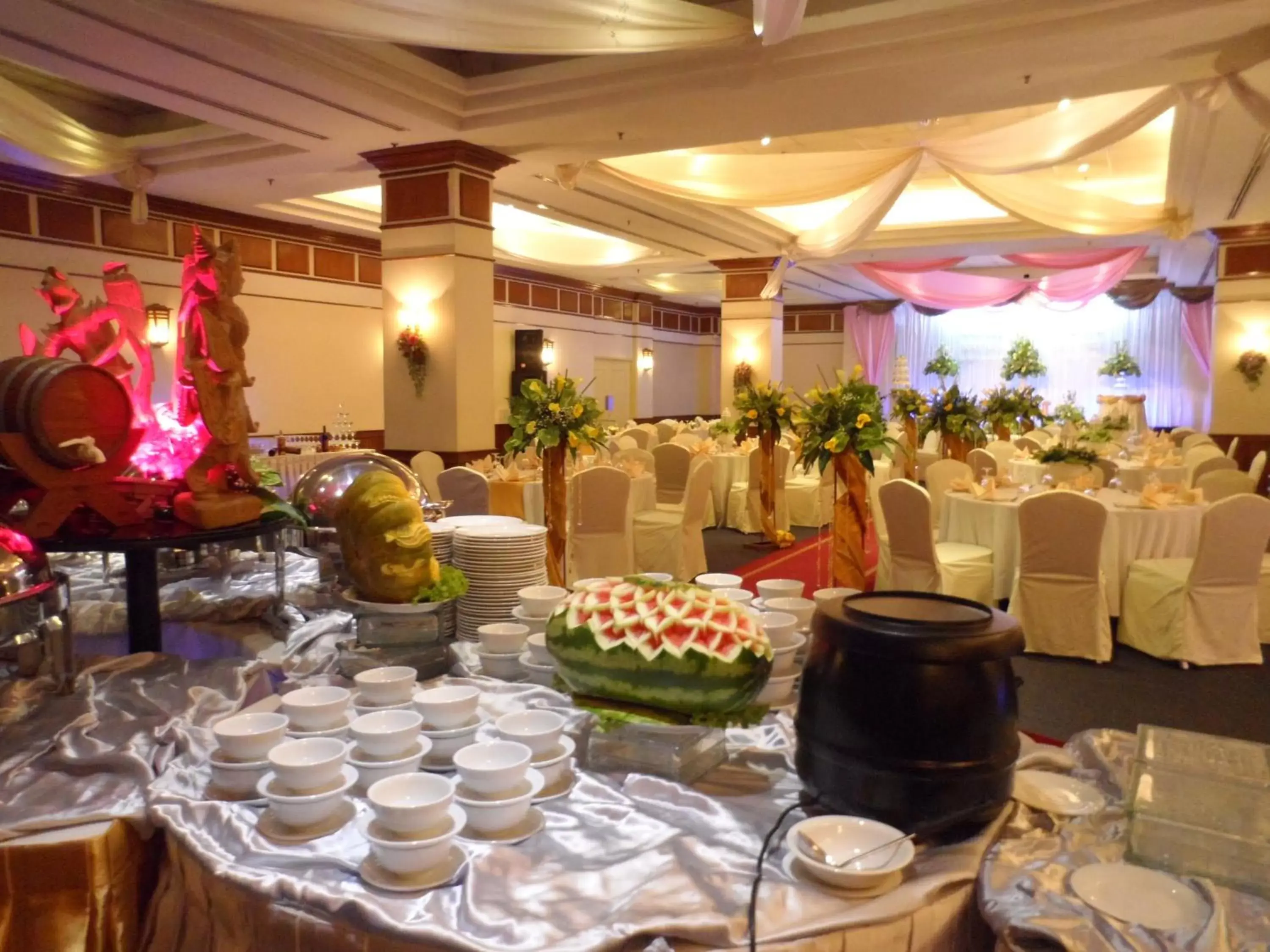 Restaurant/places to eat, Banquet Facilities in Summit Parkview Yangon