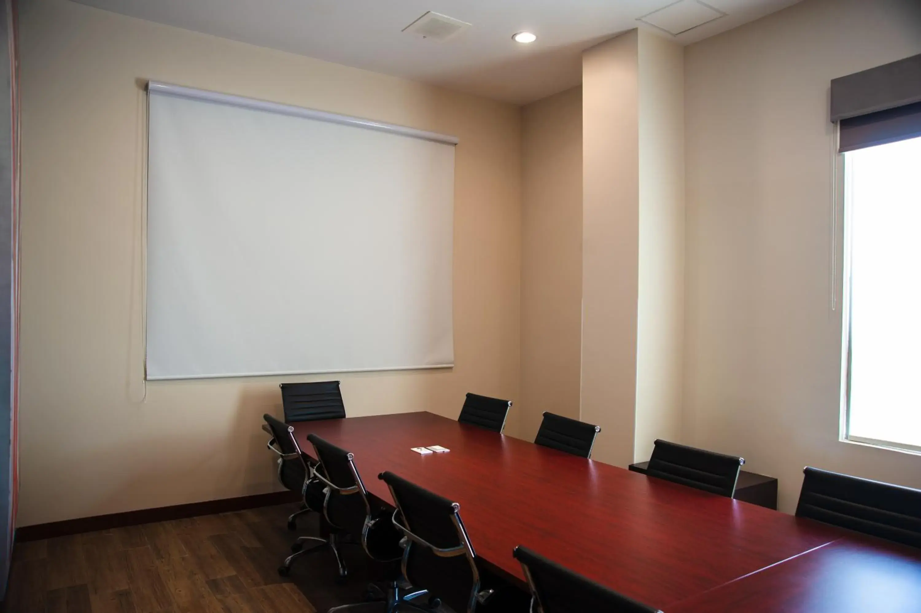 Meeting/conference room in Best Western Plus Chihuahua Juventud