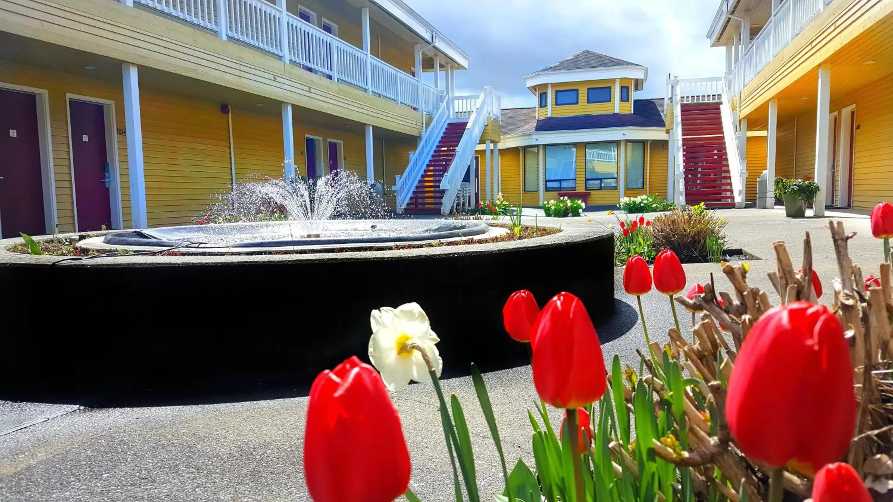 Patio in GuestHouse Inn Enumclaw