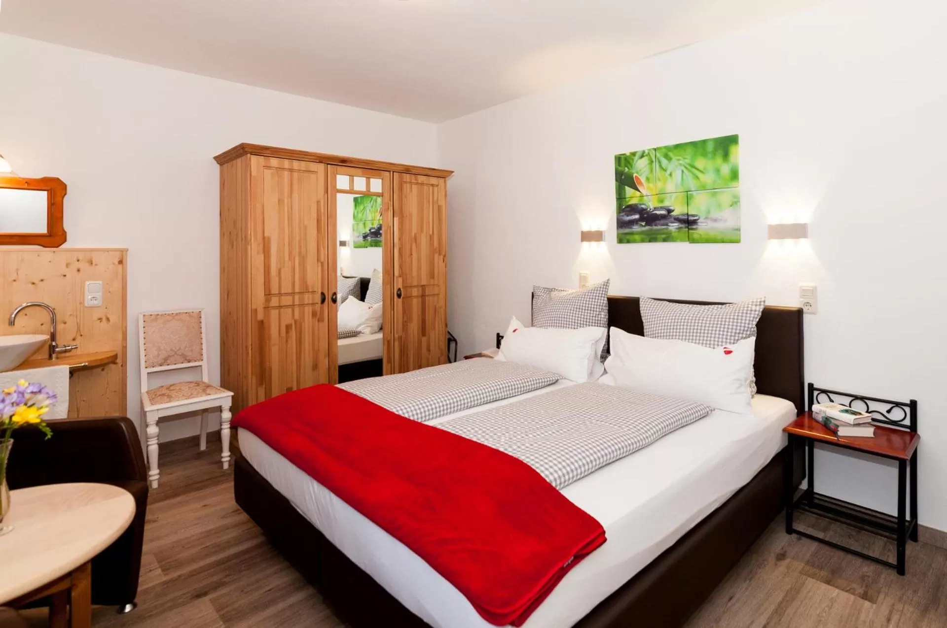 Bedroom, Bed in Hotel Effland -Sauna -Pool