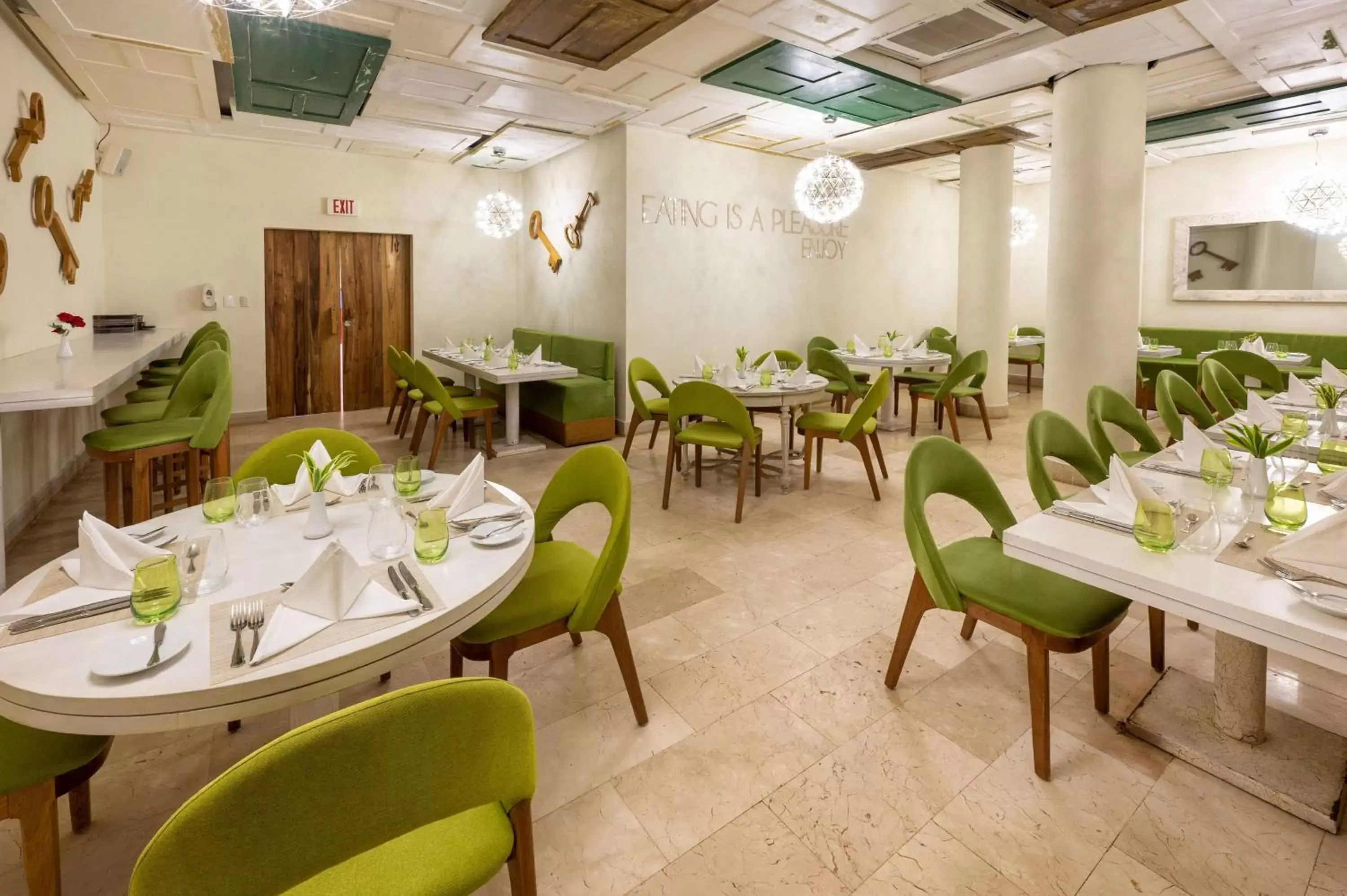 Restaurant/Places to Eat in Viva Tangerine by Wyndham, A Trademark All Inclusive