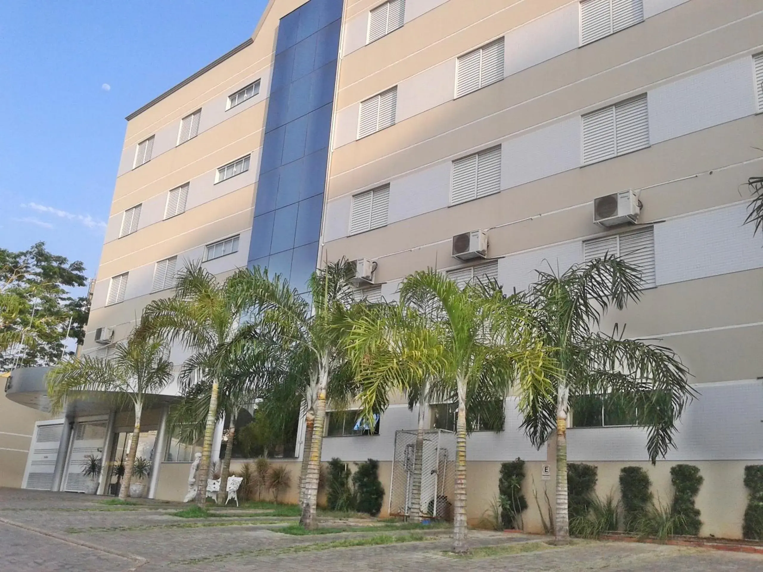 Property Building in Hotel Roari