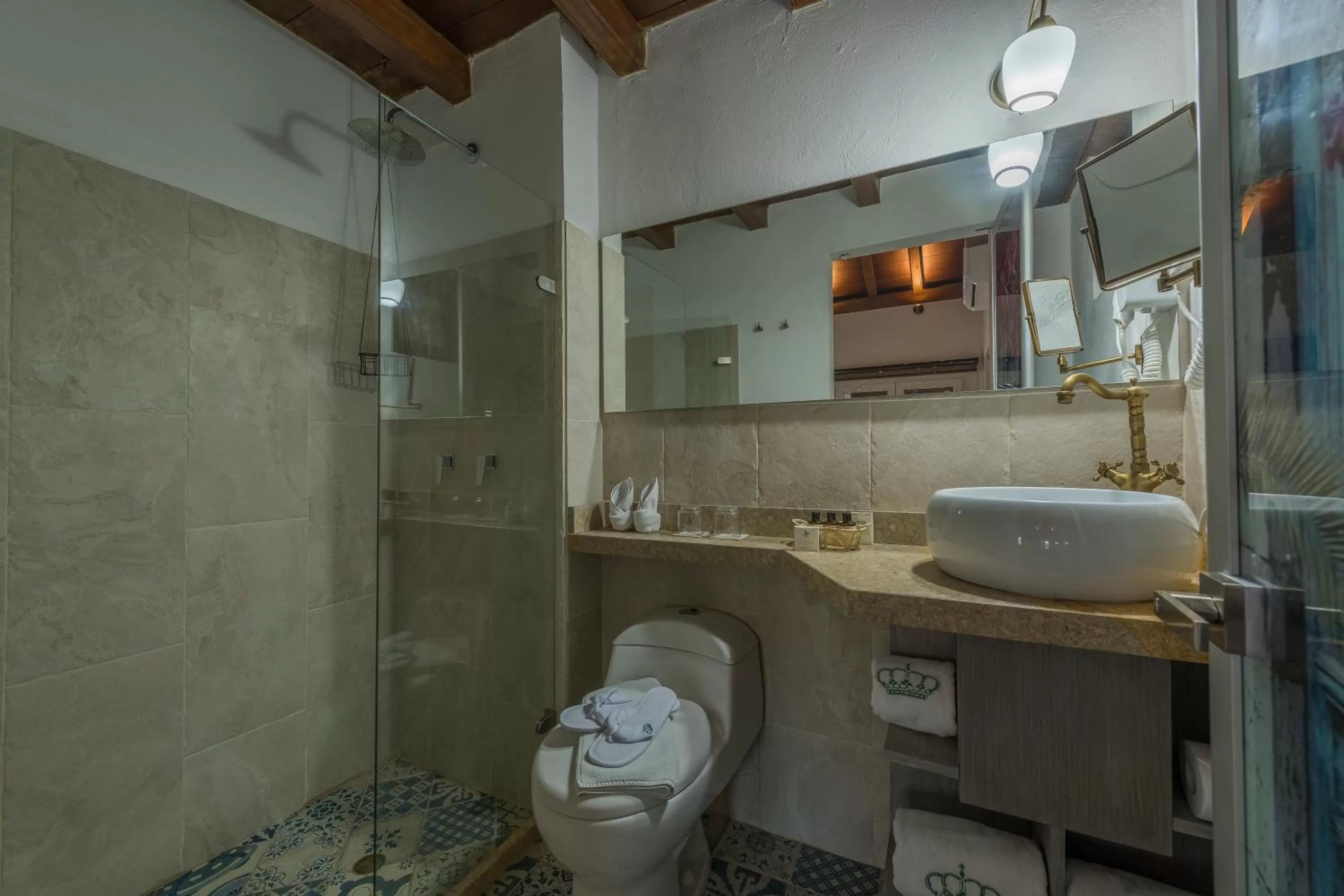 Shower in Getsemani Cartagena Hotel