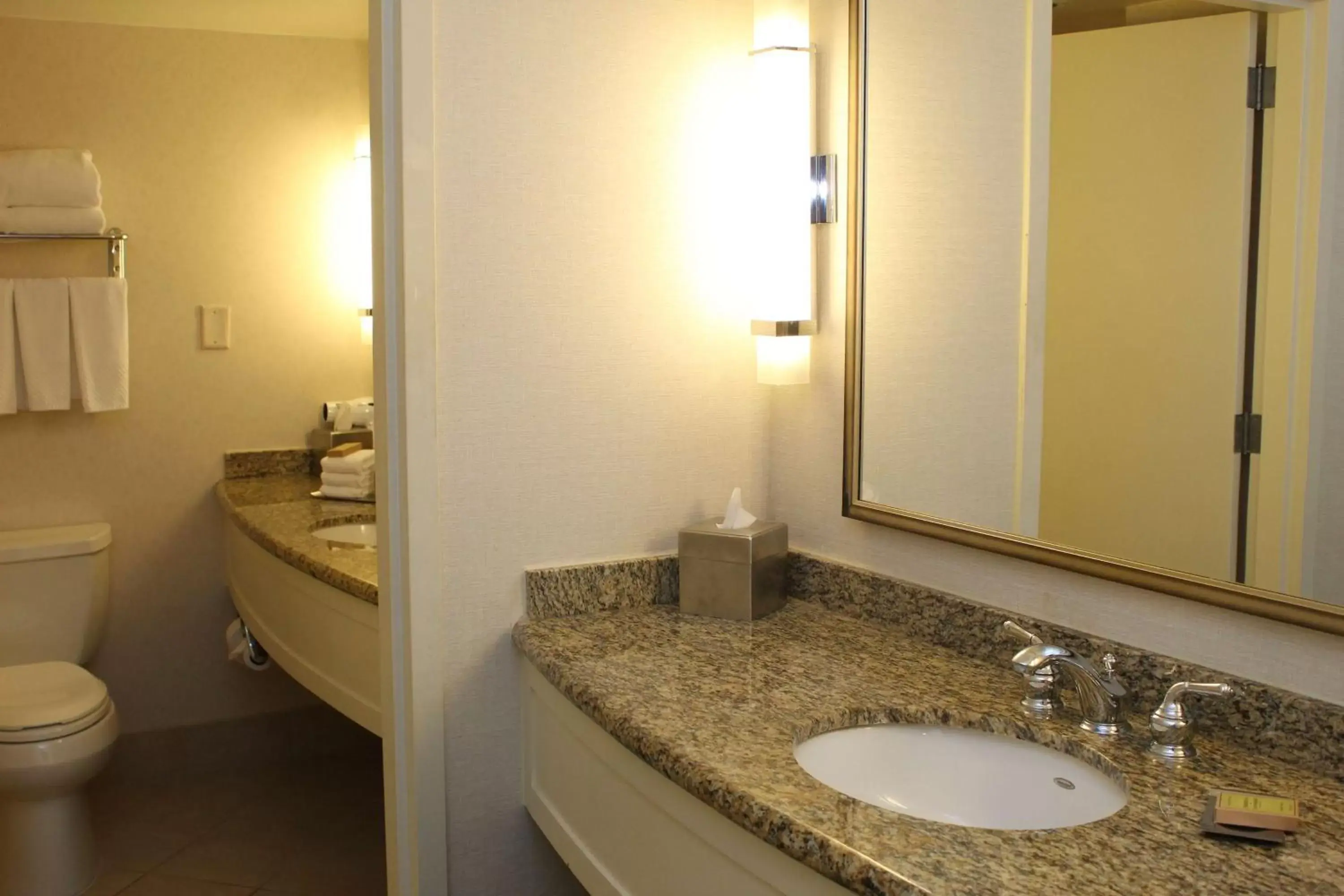 Bathroom in DoubleTree by Hilton Washington DC – Crystal City